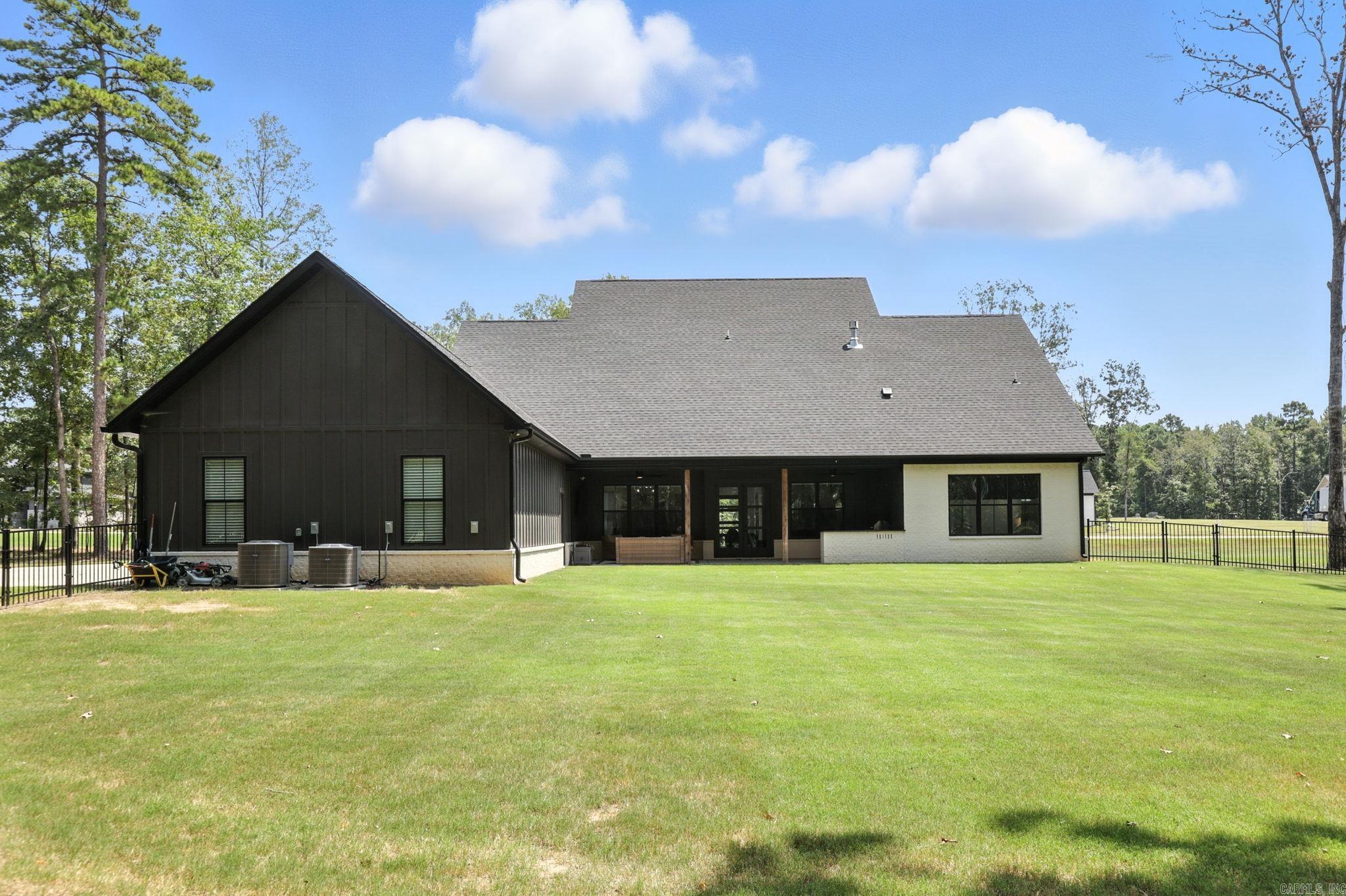 SUNGATE SUBDIVISION - Residential