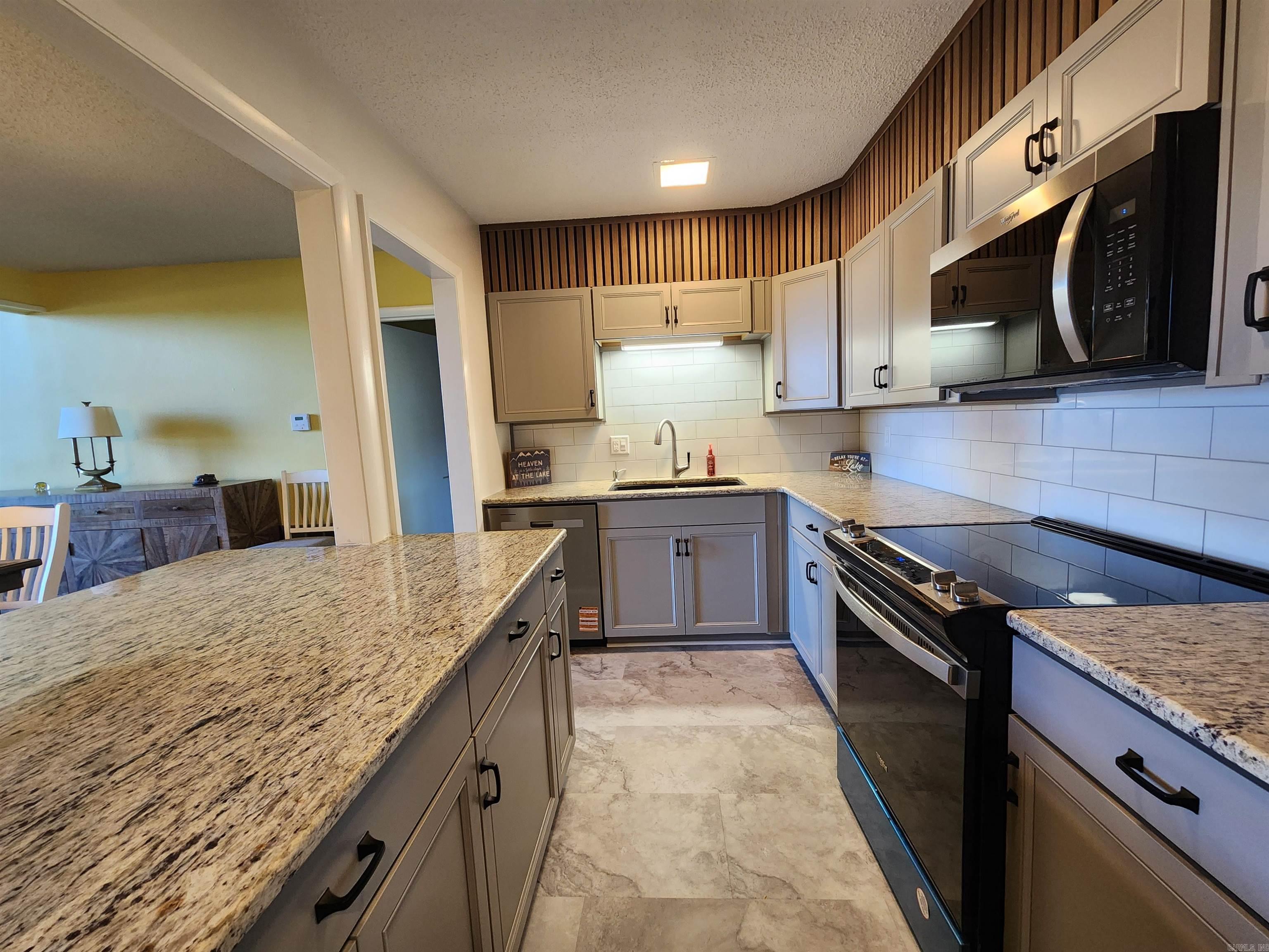 MOONLIGHT BAY COLONY HPR - Residential