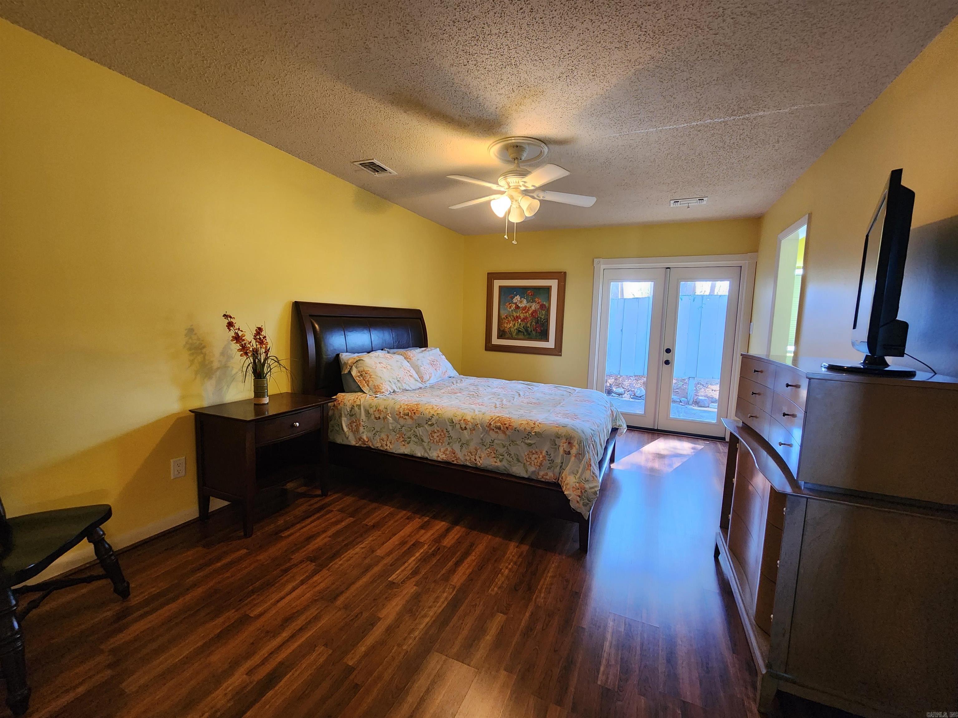 MOONLIGHT BAY COLONY HPR - Residential