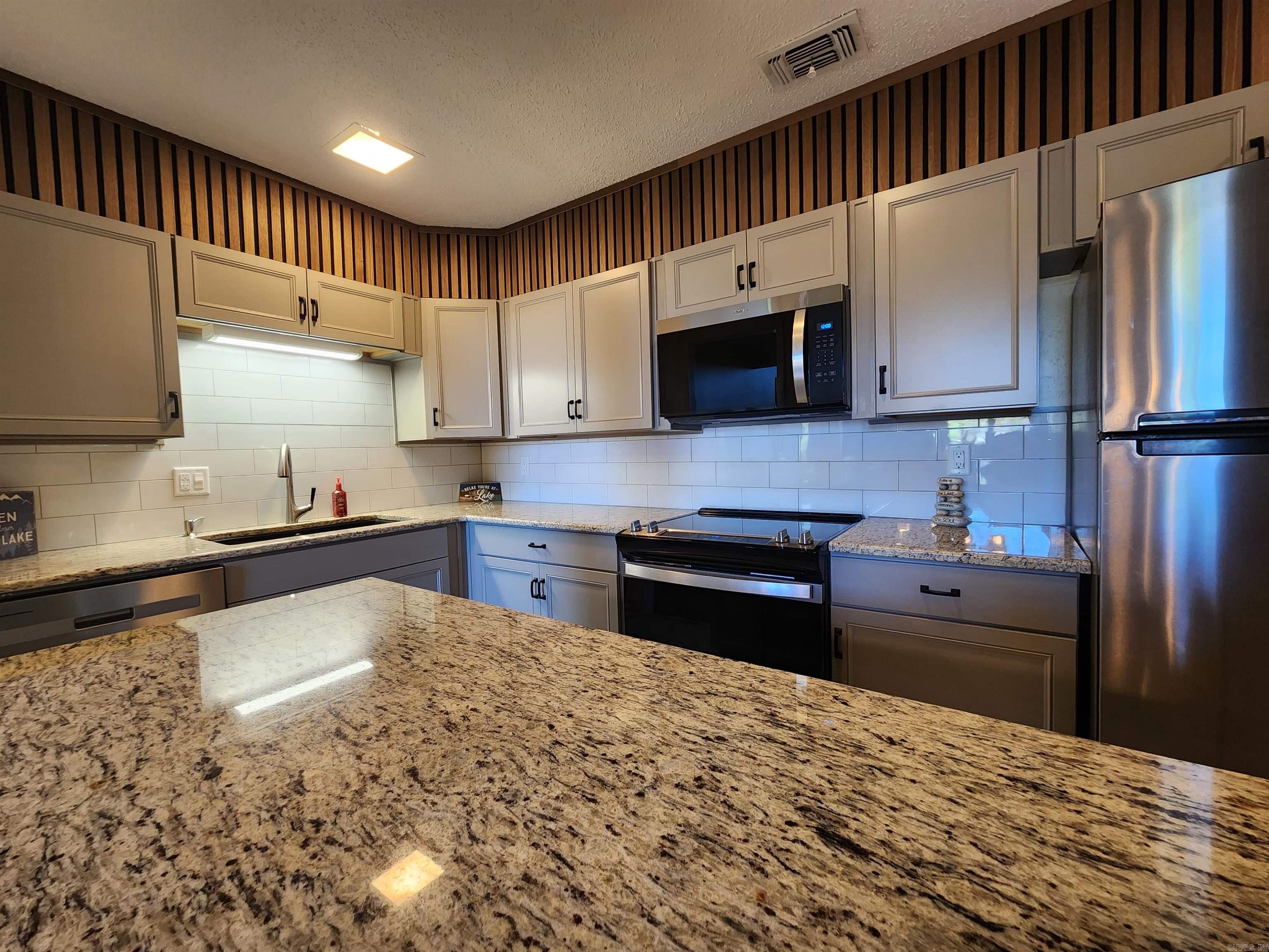 MOONLIGHT BAY COLONY HPR - Residential