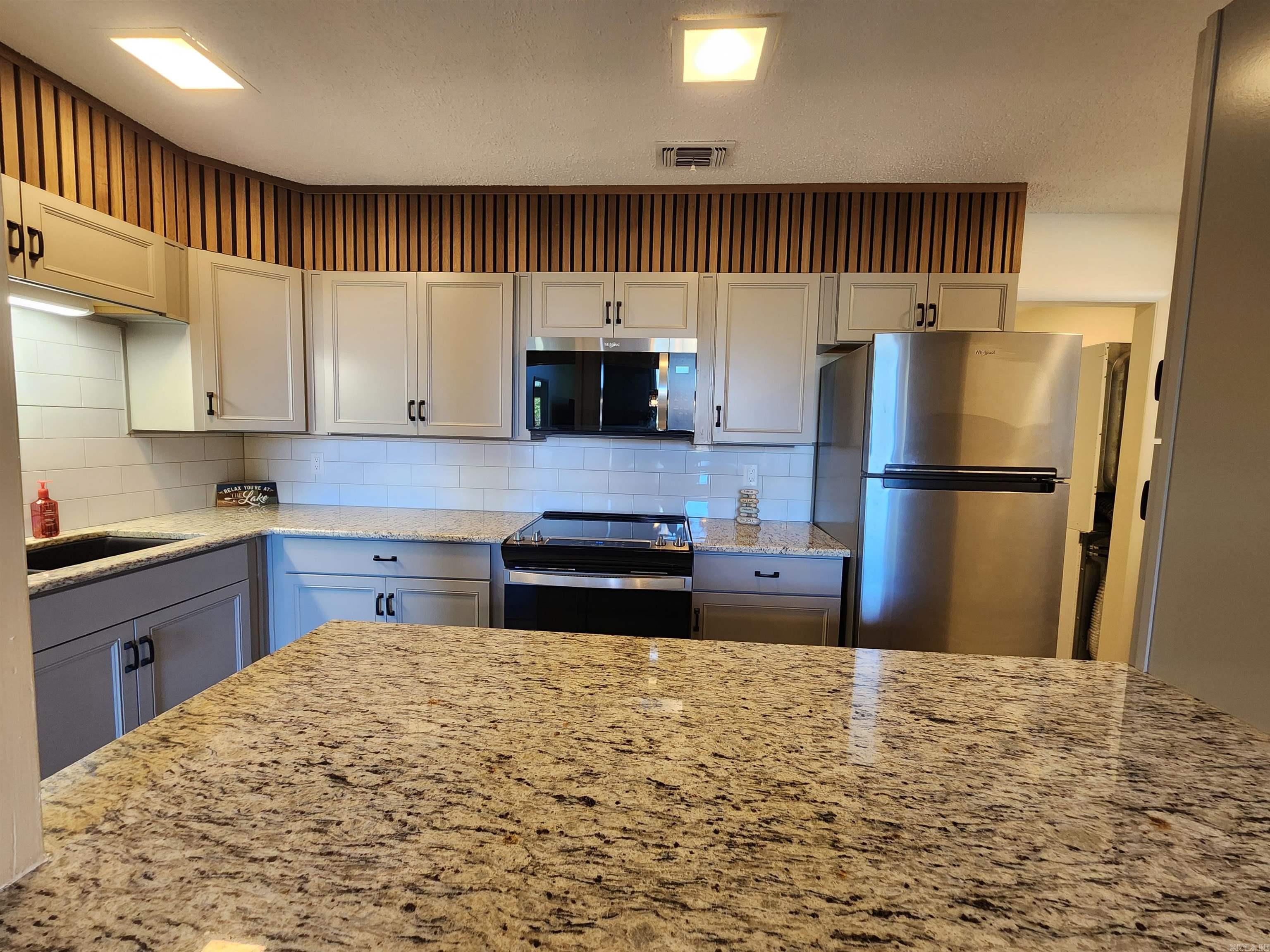 MOONLIGHT BAY COLONY HPR - Residential