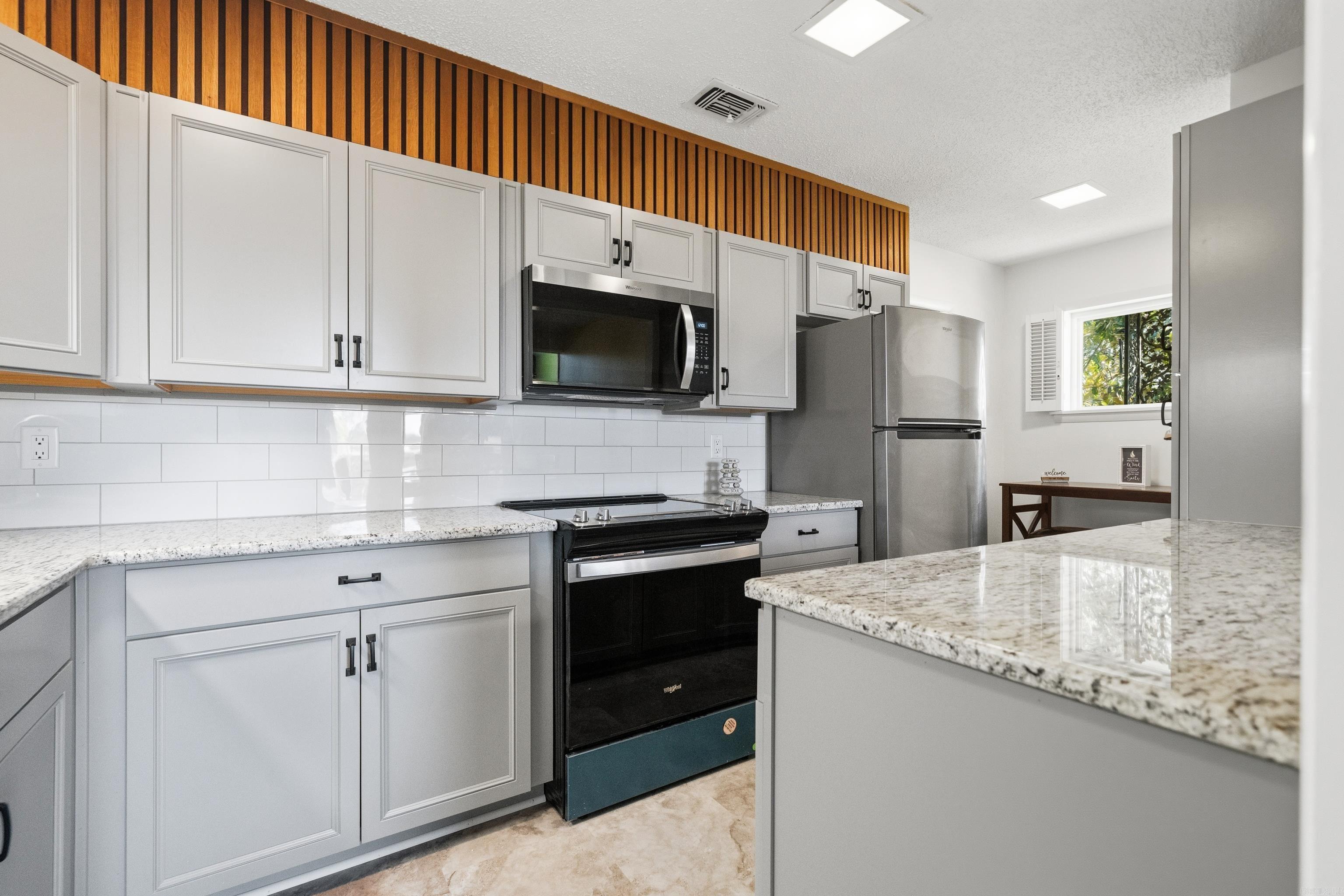 MOONLIGHT BAY COLONY HPR - Residential