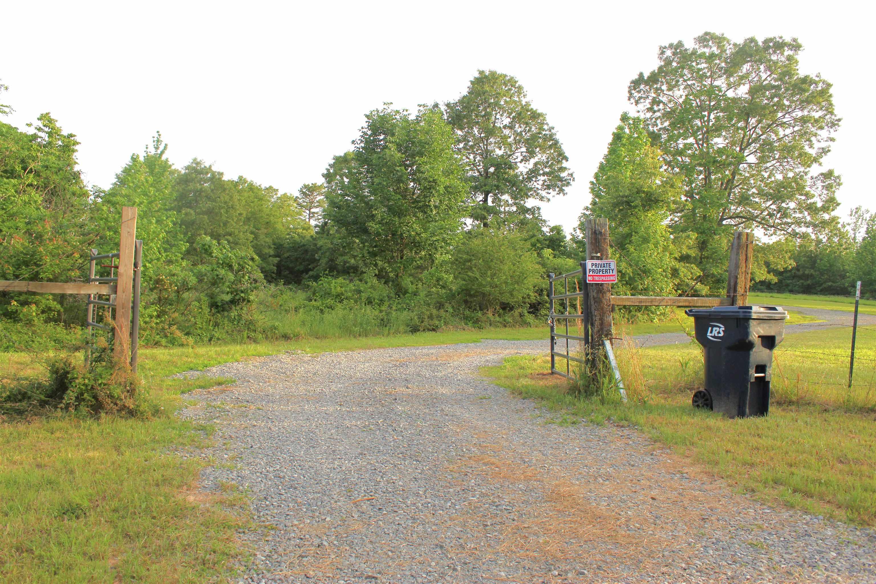 Metes & Bounds - Land