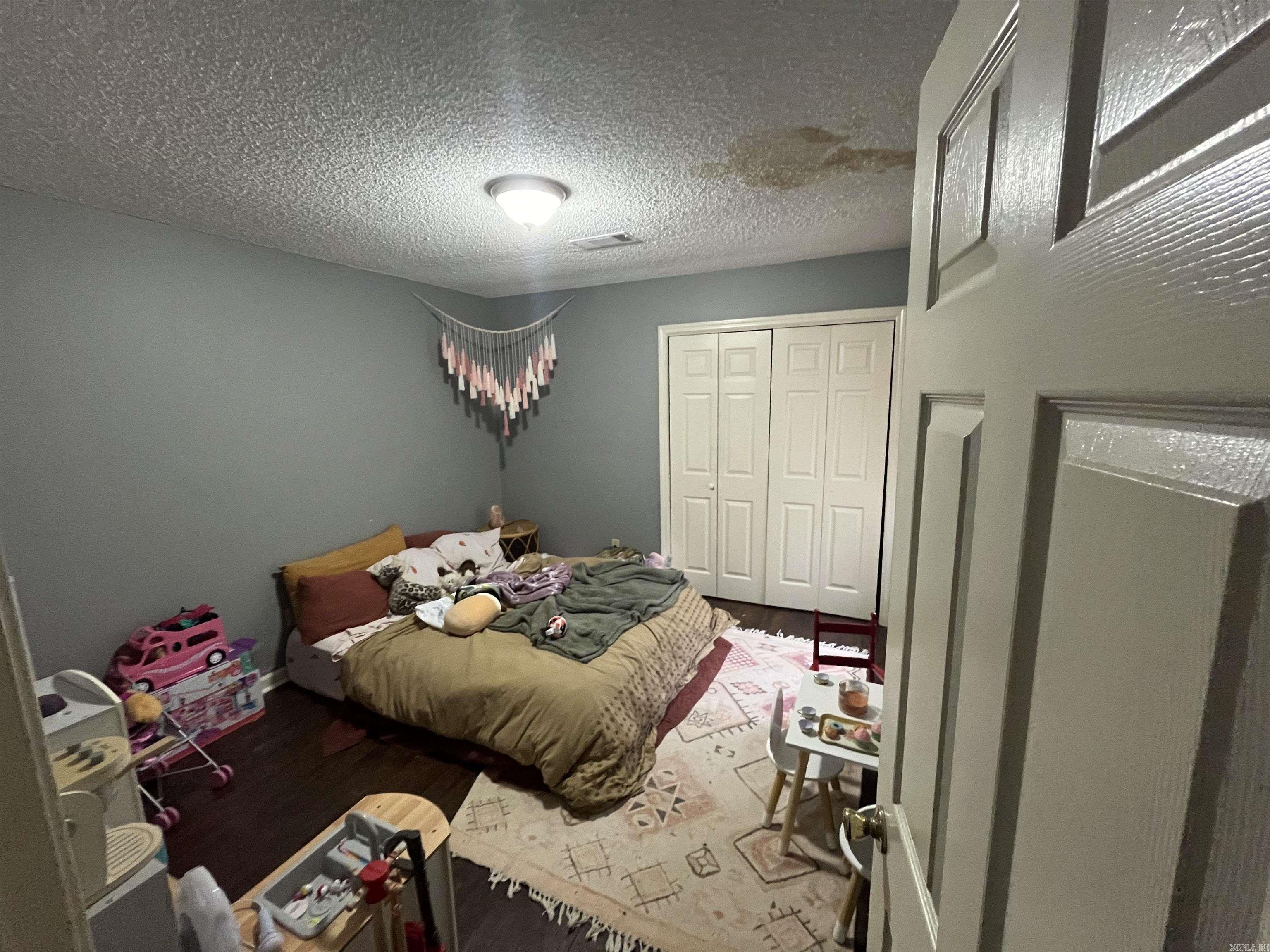 BRYANT OAKS - Residential