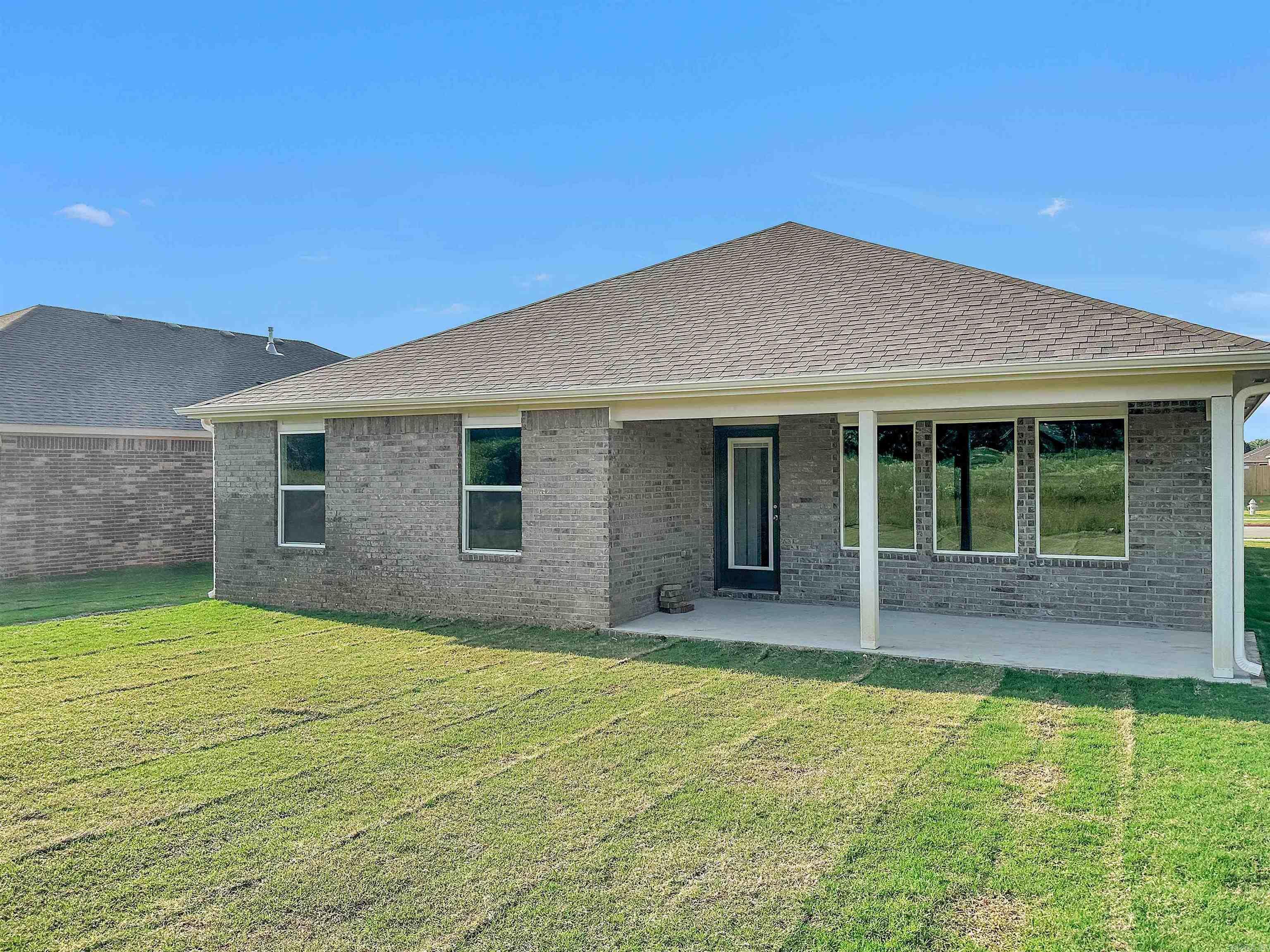 THE RESERVE AT COUNTRY CLUB PHAS - Residential