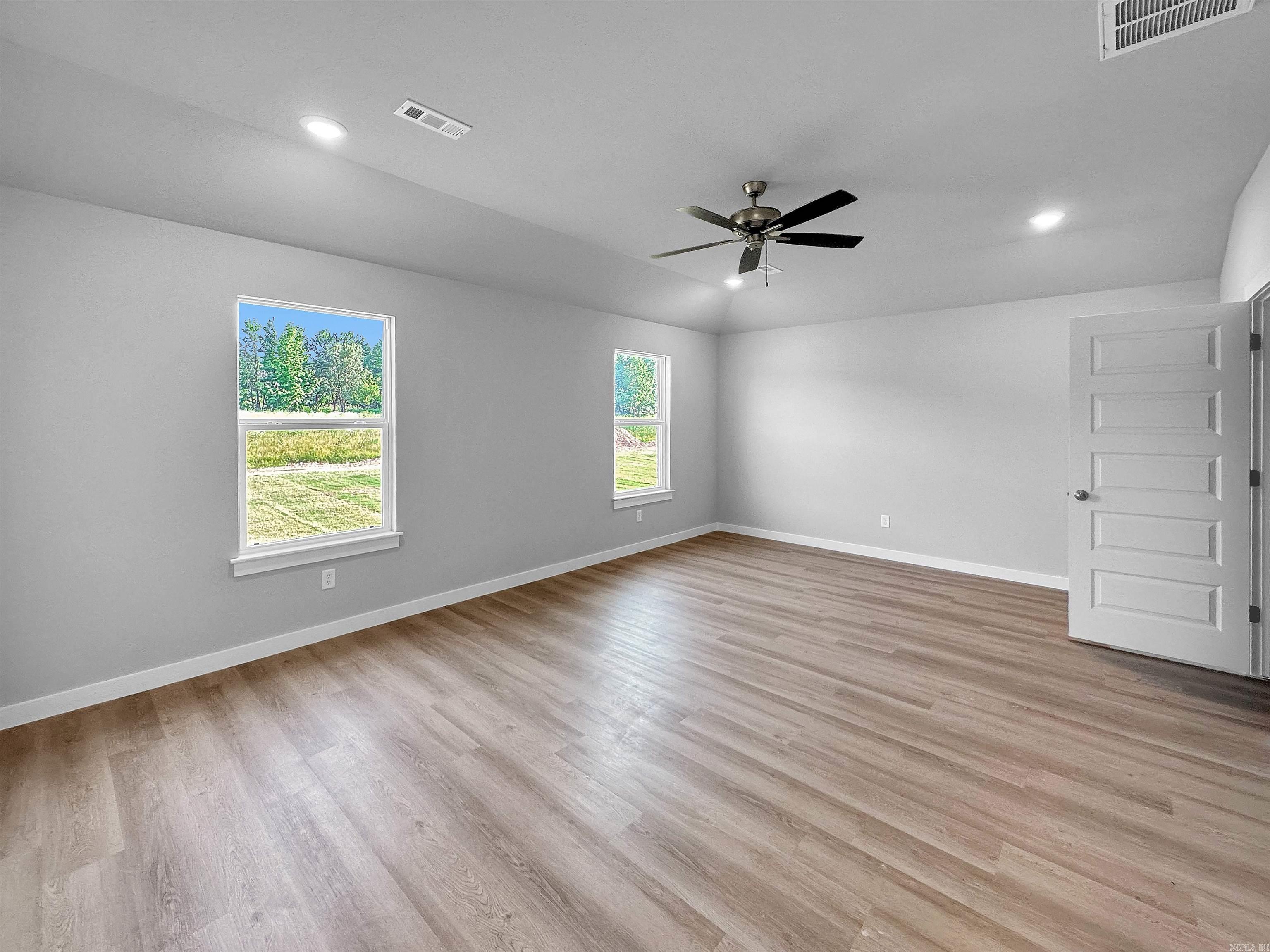 THE RESERVE AT COUNTRY CLUB PHAS - Residential