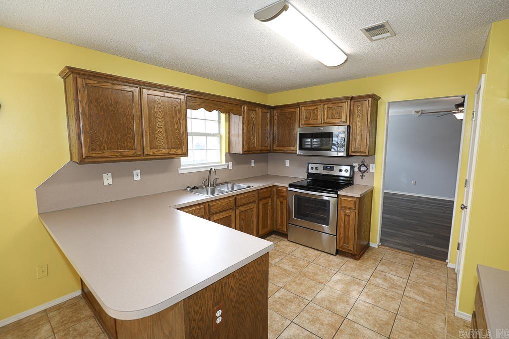 CHERRY CREEK - Residential