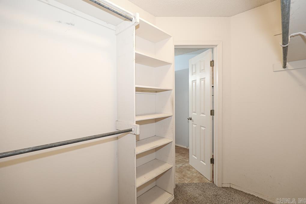 CHERRY CREEK - Residential