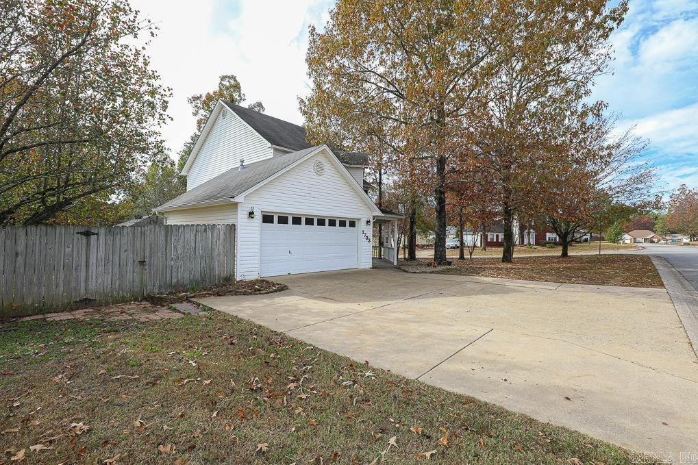 CHERRY CREEK - Residential