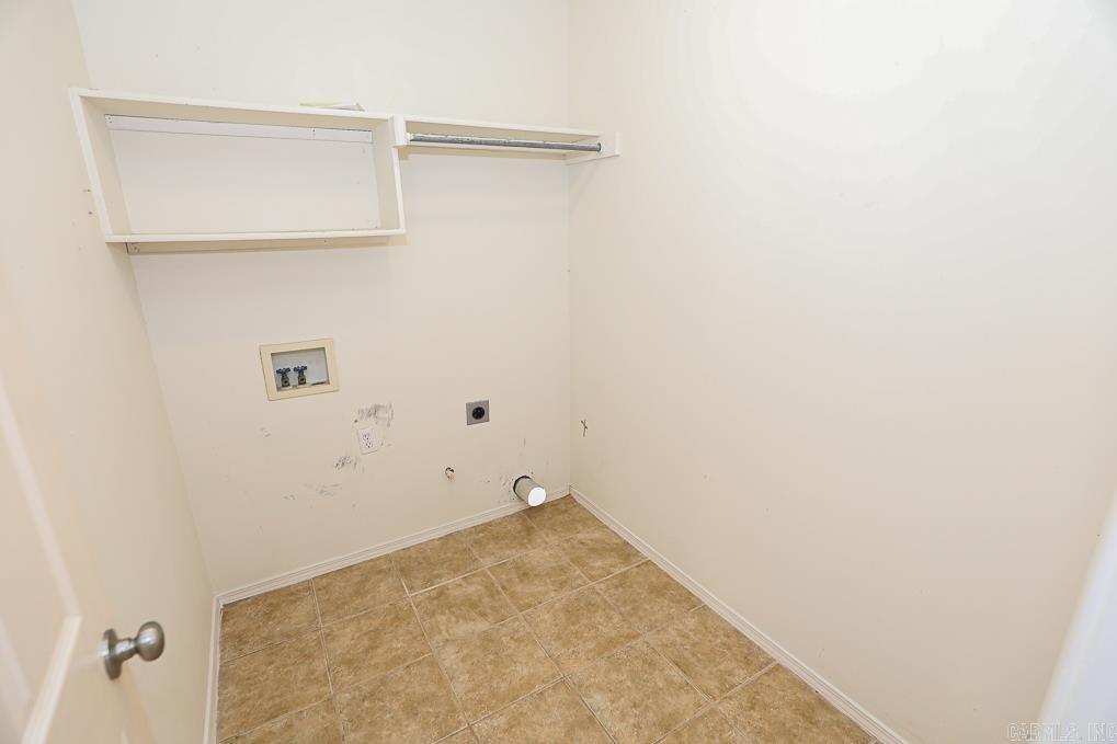 CHERRY CREEK - Residential