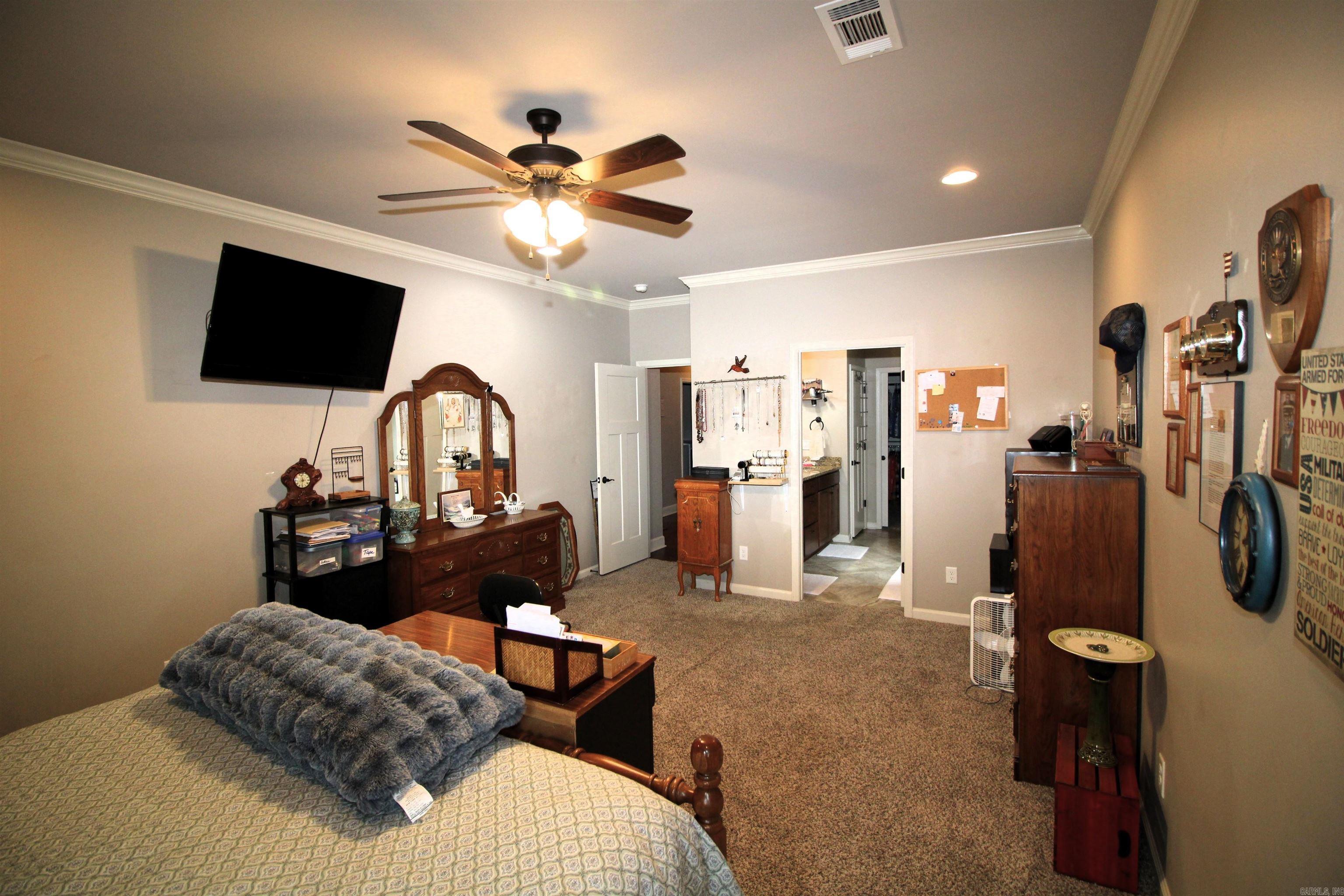 SANDY CREEK - Residential