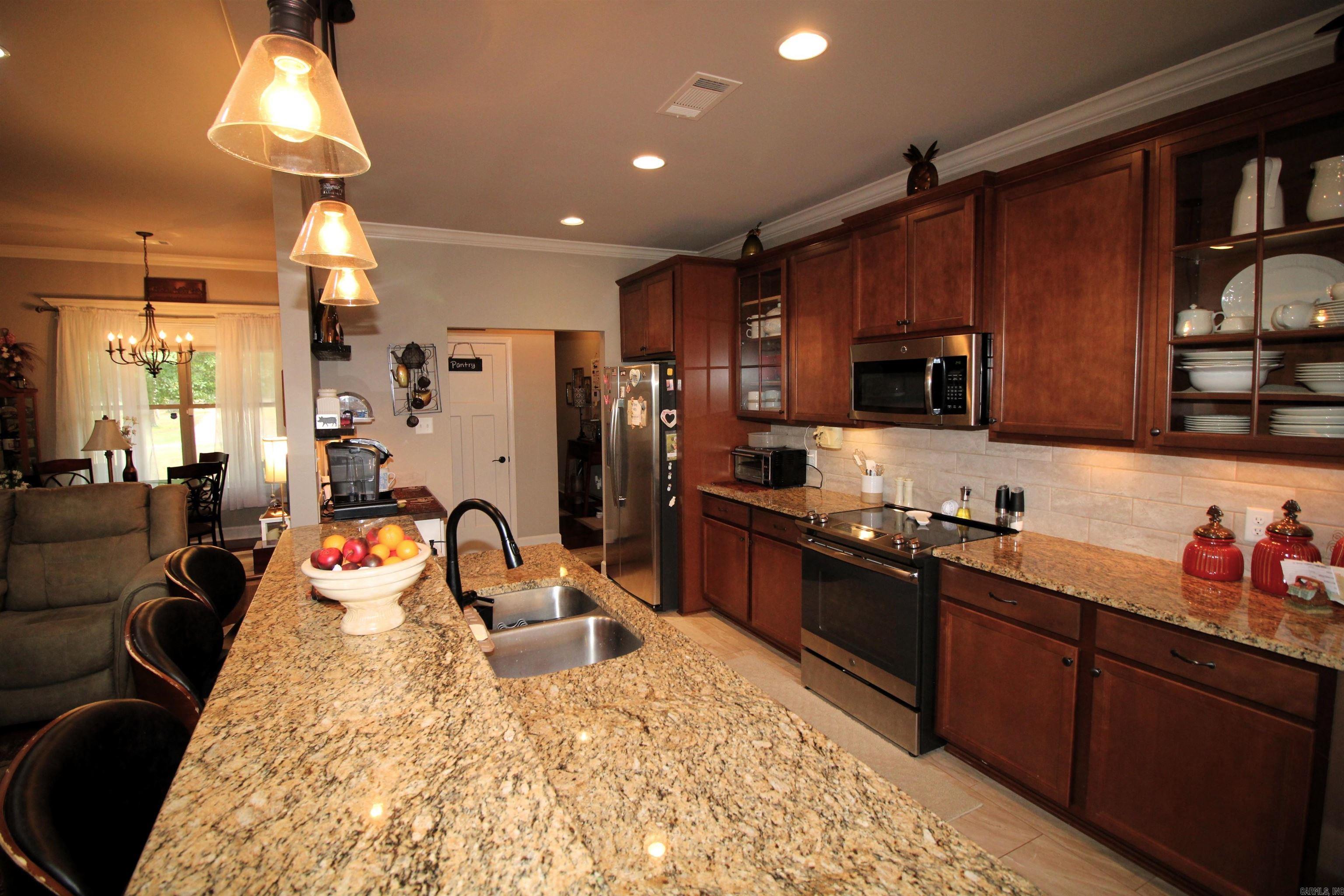 SANDY CREEK - Residential