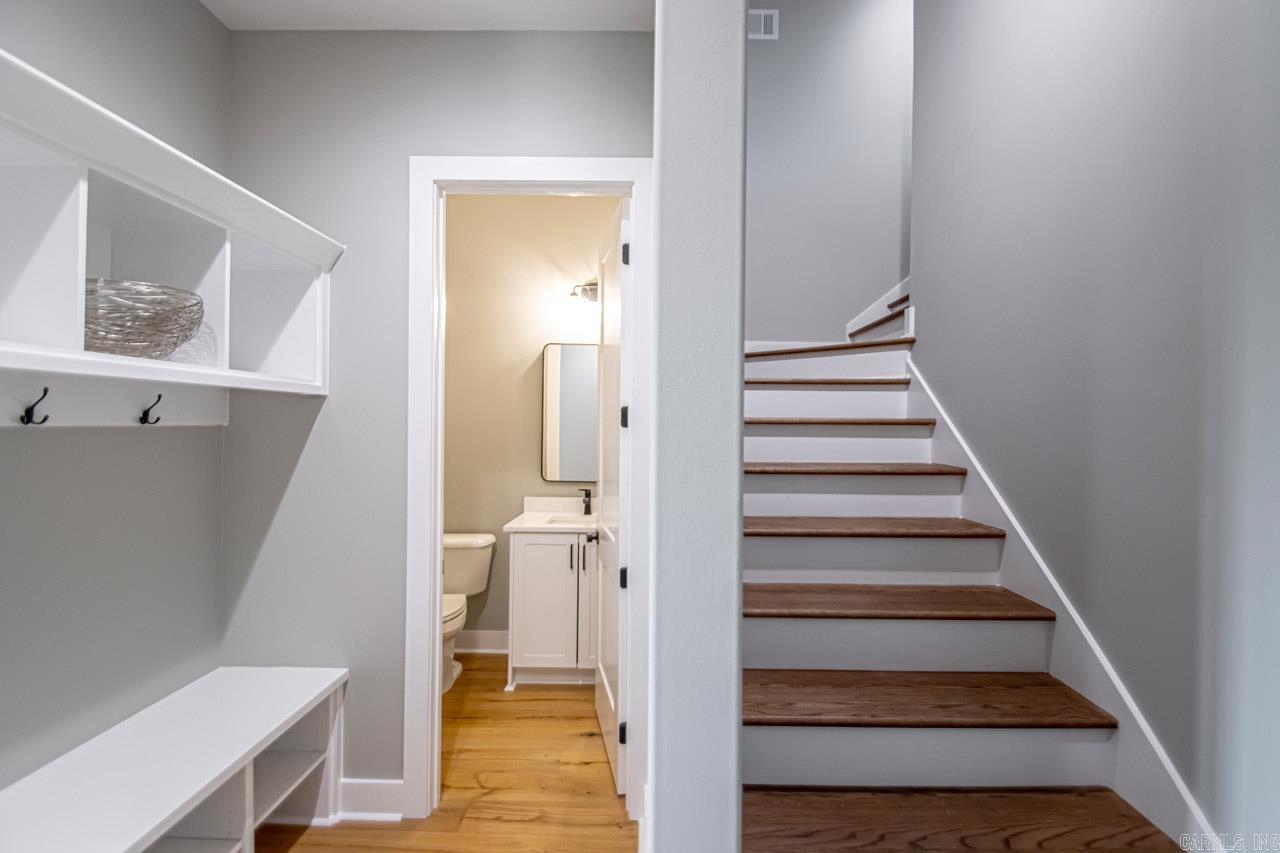 THE POINTE HURRICANE ESTATES - Residential