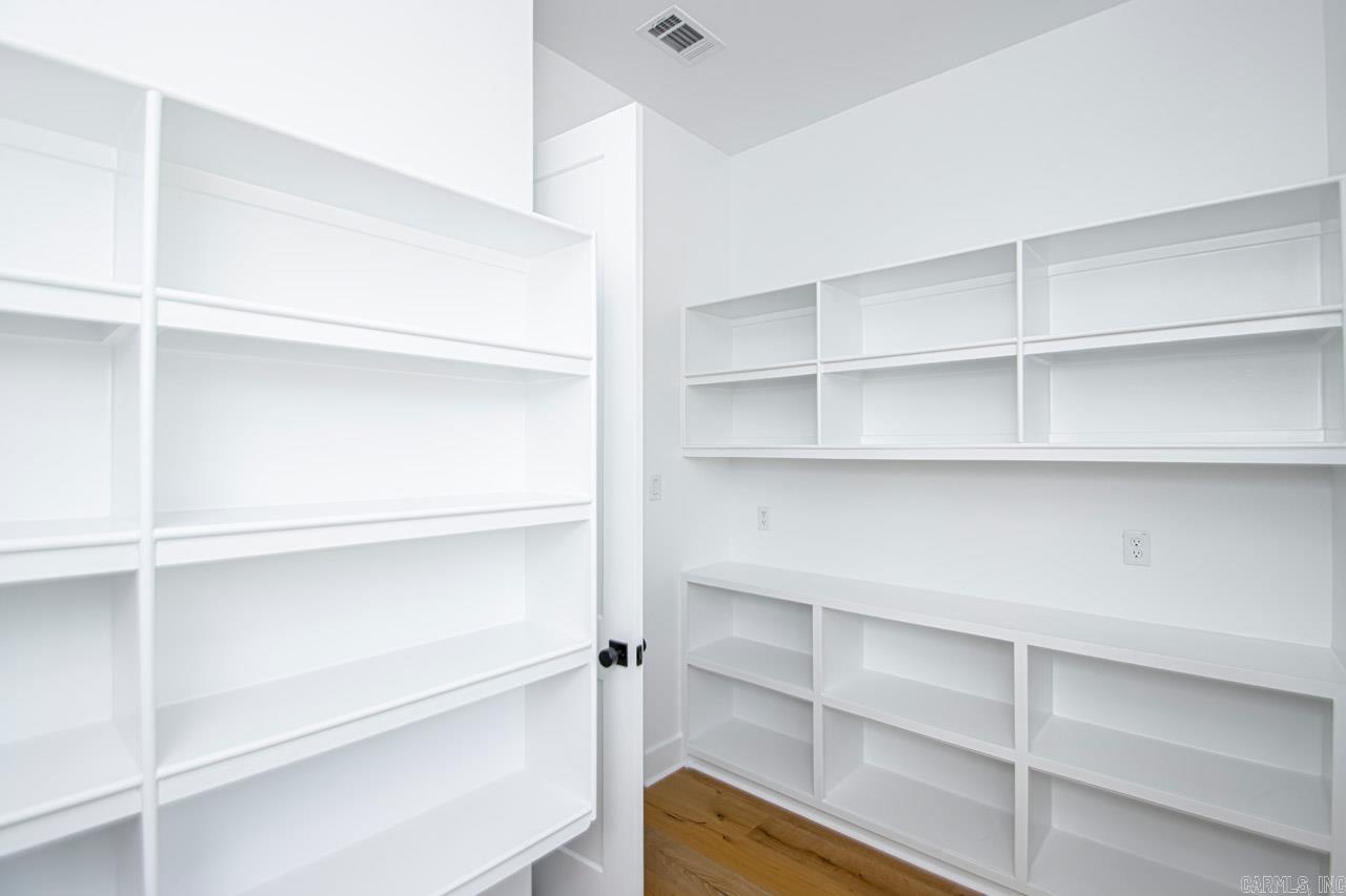 THE POINTE HURRICANE ESTATES - Residential