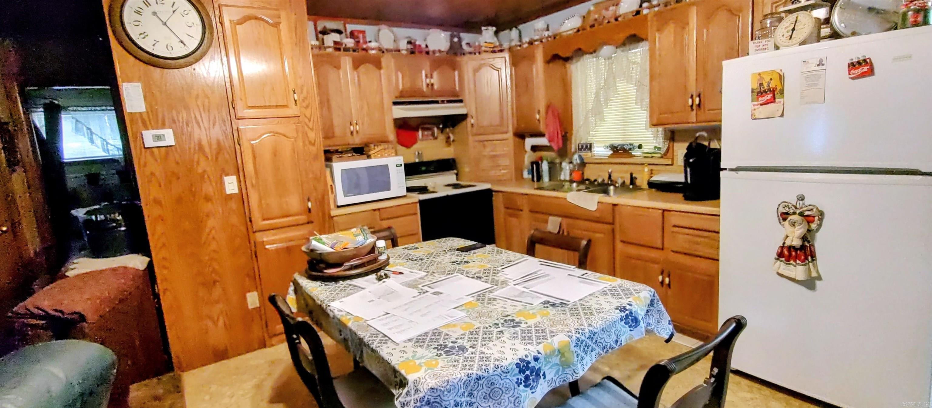 GILLESPIE,E.O. SD (WOL) - Residential