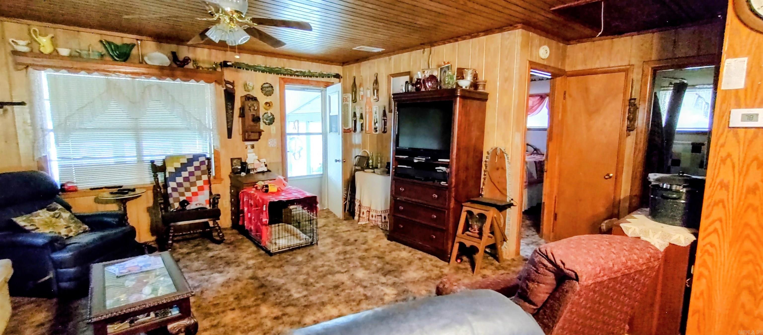 GILLESPIE,E.O. SD (WOL) - Residential