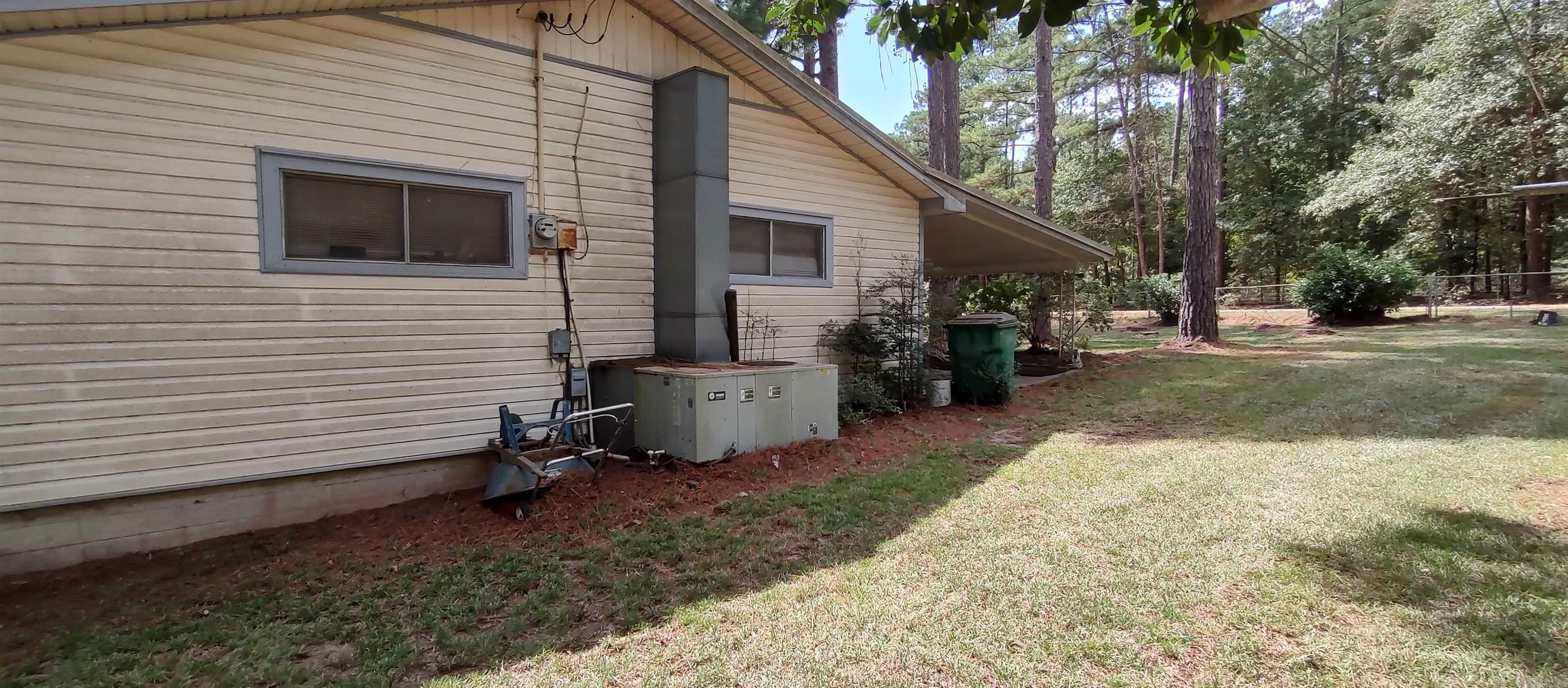 GILLESPIE,E.O. SD (WOL) - Residential