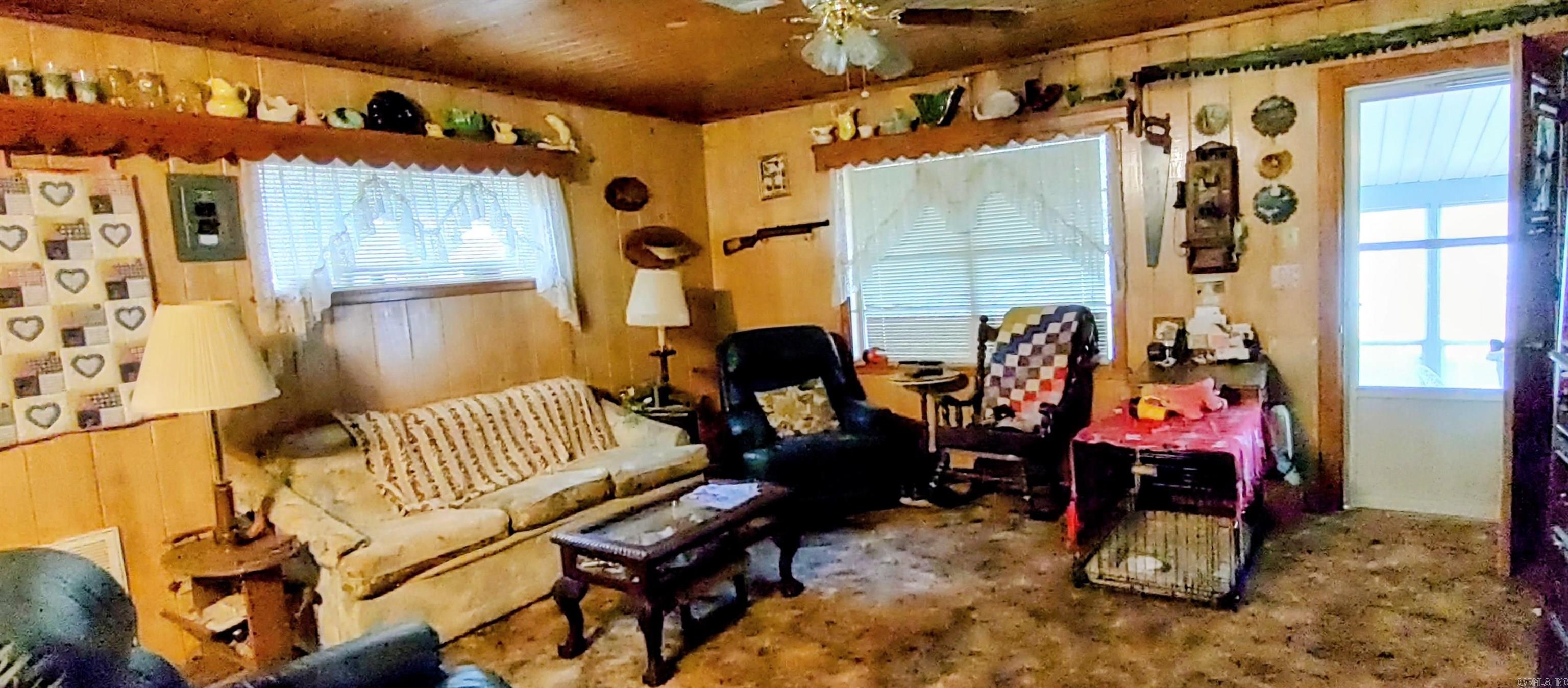 GILLESPIE,E.O. SD (WOL) - Residential