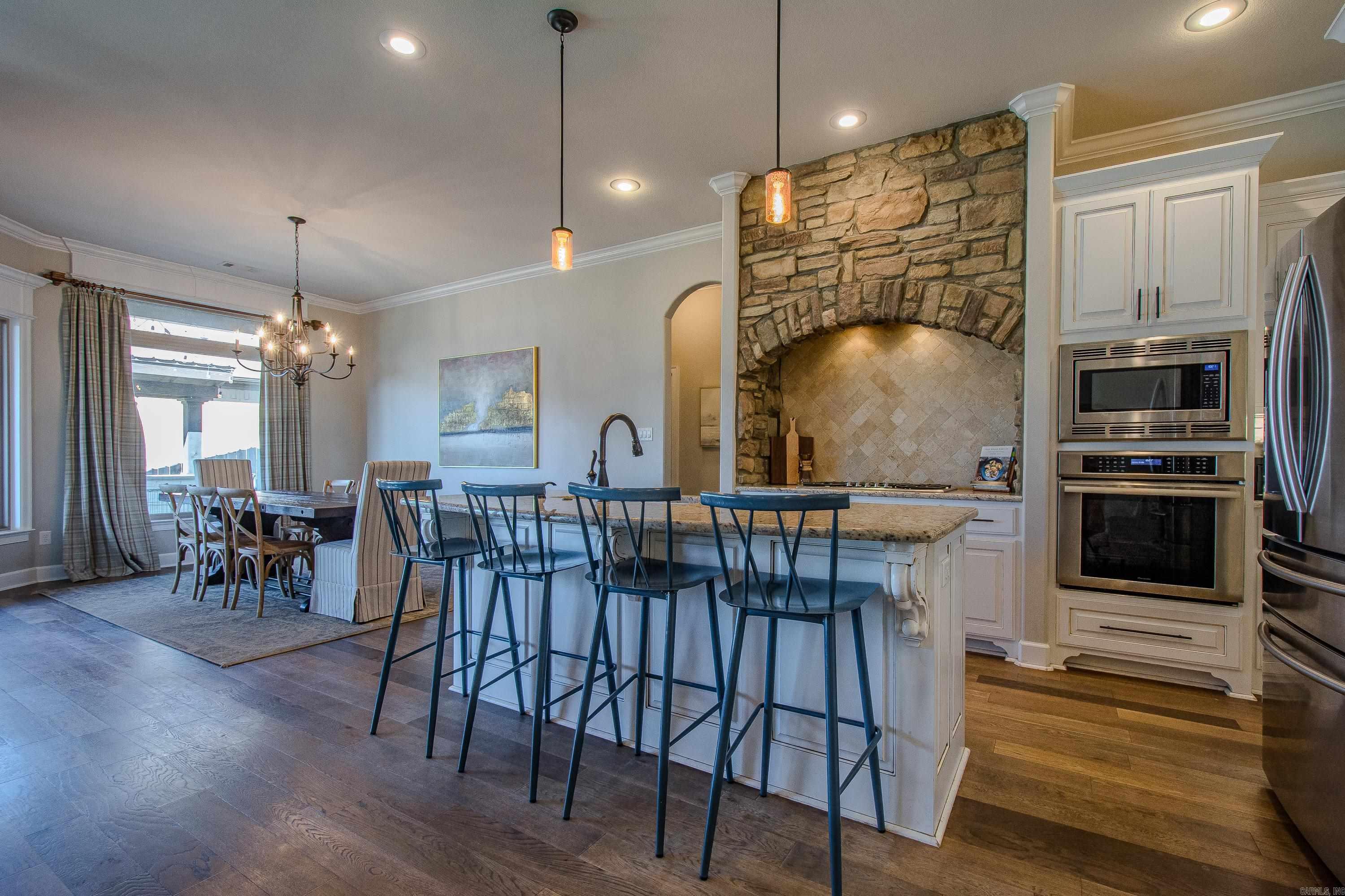 NORTH SHORE @ HURRICANE LAKE EST - Residential