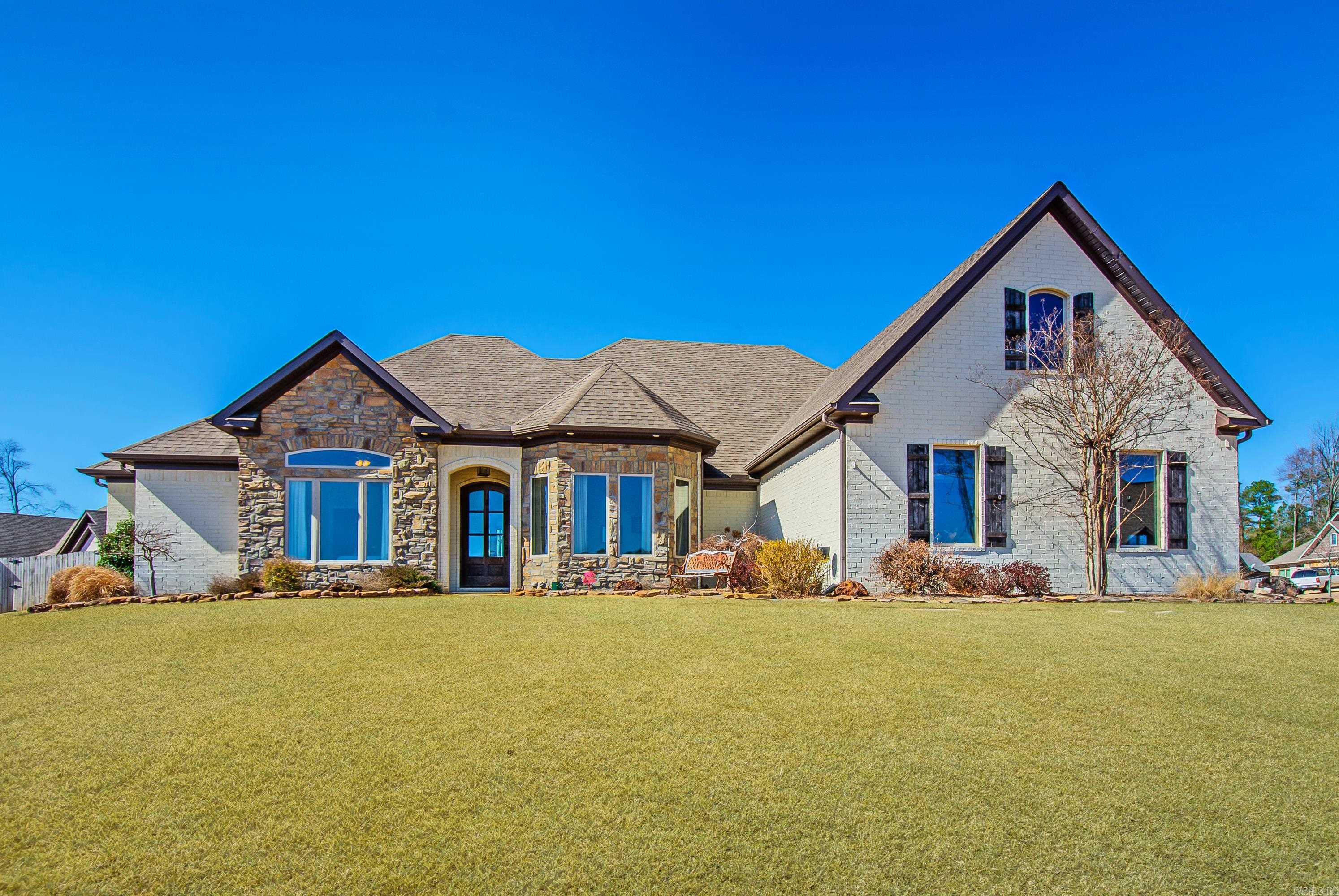 NORTH SHORE @ HURRICANE LAKE EST - Residential