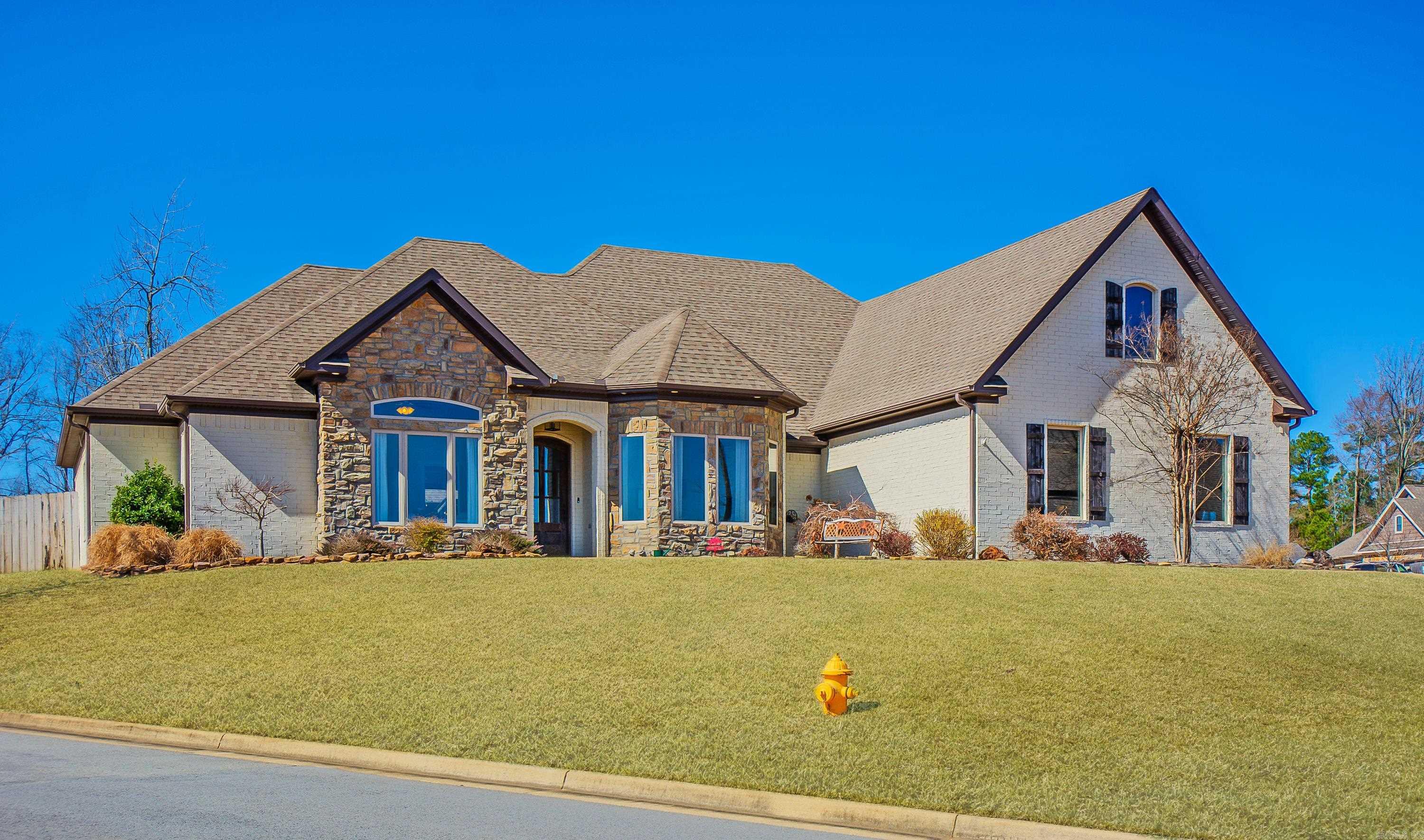 NORTH SHORE @ HURRICANE LAKE EST - Residential