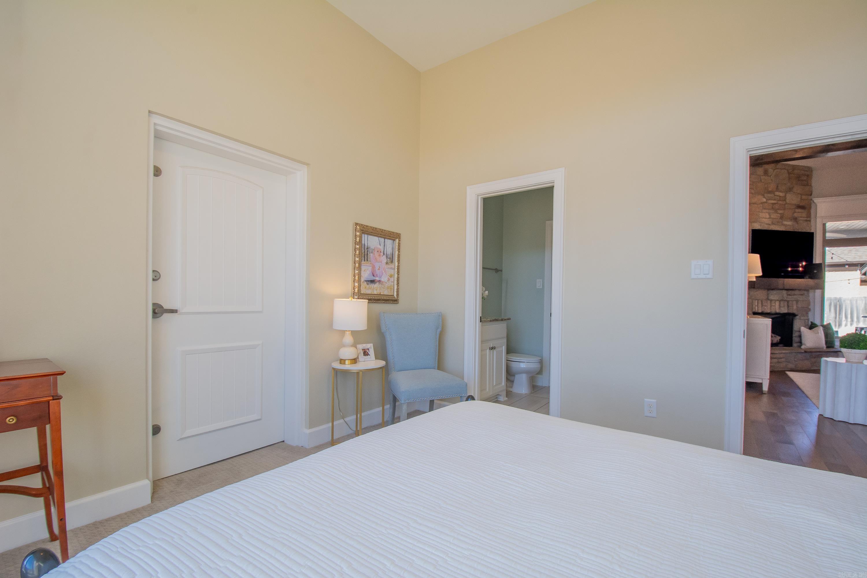 NORTH SHORE @ HURRICANE LAKE EST - Residential