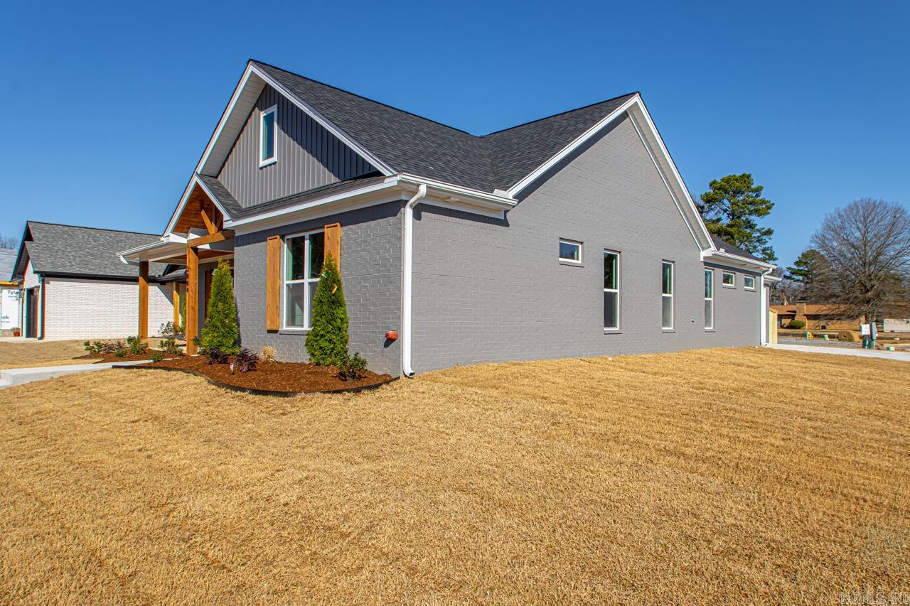 SPENCER CROSSING LLC - Residential