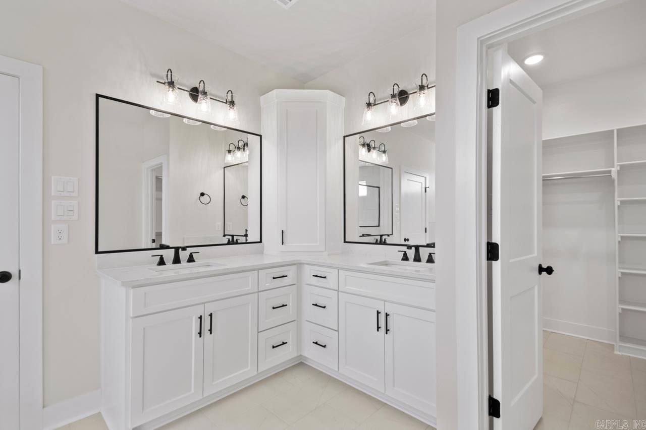 SPENCER CROSSING LLC - Residential