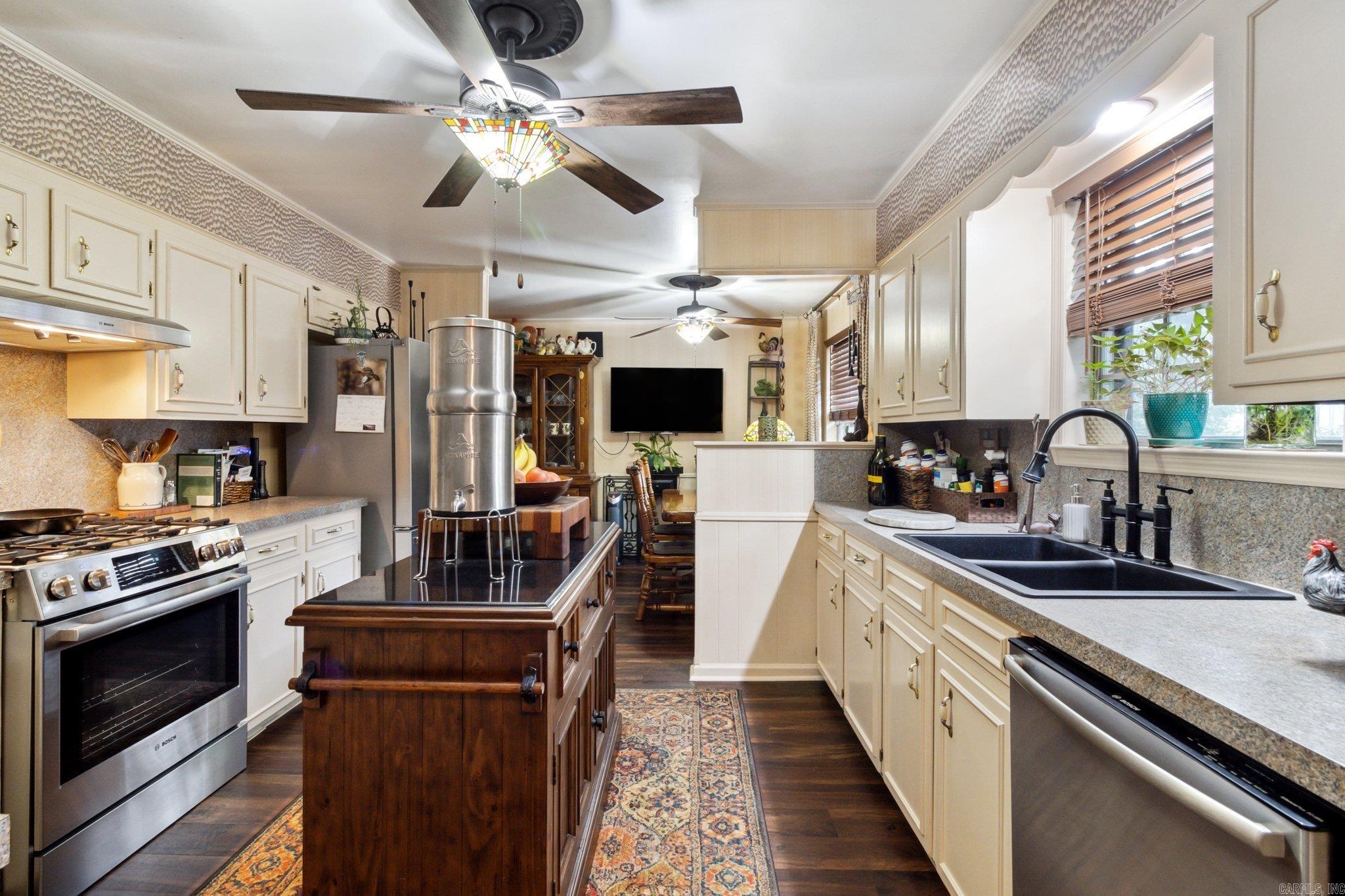 WALNUT VALLEY - Residential