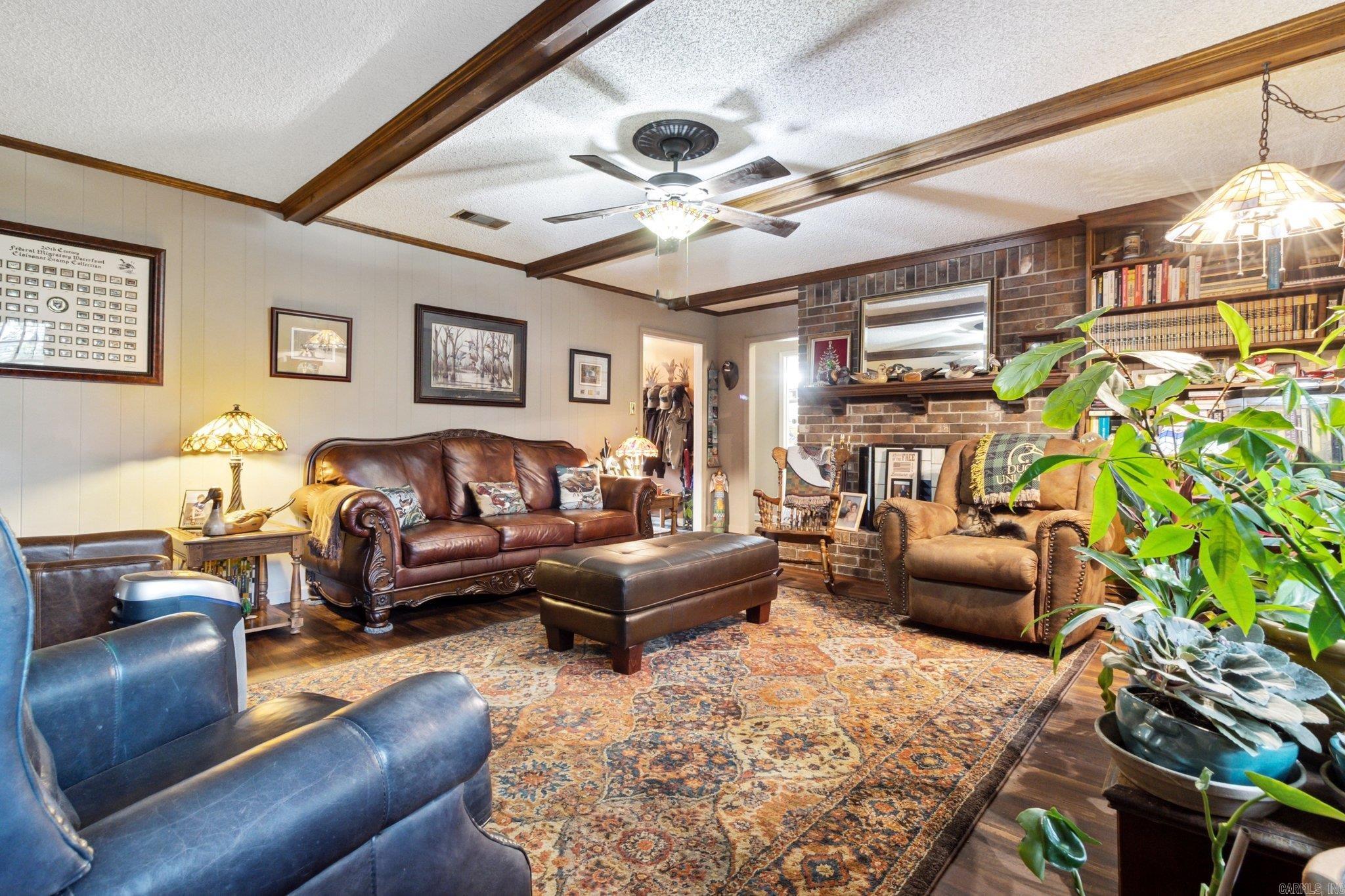 WALNUT VALLEY - Residential