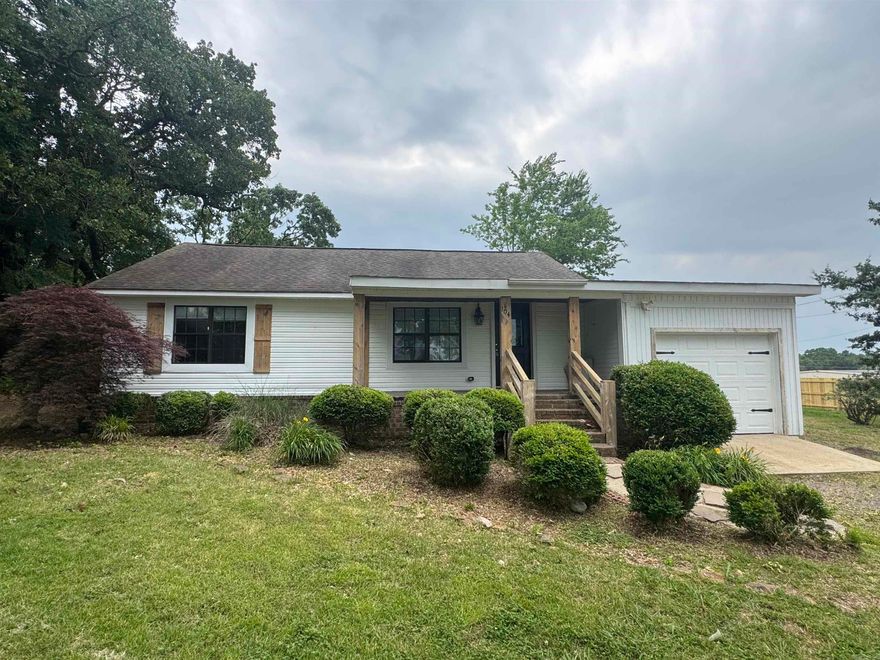 Charming Country Home with Spacious Lot Welcome to this inviting 2-bedroom, 2-bath home nestled on a peaceful 0.5-acre lot in the quiet outskirts of Searcy. Built in 1960, this well-maintained property offers the perfect blend of classic charm and serene rural living. Step inside to find a cozy, functional layout ideal for small families, retirees, or first-time homebuyers. The home features a spacious living area, a traditional kitchen with ample cabinet space, and a dedicated dining area. Both bedrooms offer generous closet space, and the two full bathrooms provide convenience for family or guests. Outside, the expansive yard offers endless possibilities—whether you’re dreaming of a garden, outdoor entertaining space, or room for pets to roam. With no subdivision restrictions enjoy the freedom to personalize your space without the HOA oversight.  Located just minutes from downtown Searcy, shopping, schools, and medical facilities, this home provides a perfect balance of country quiet and city convenience.  Don’t miss your opportunity to own a piece of White County charm—schedule your private tour today!