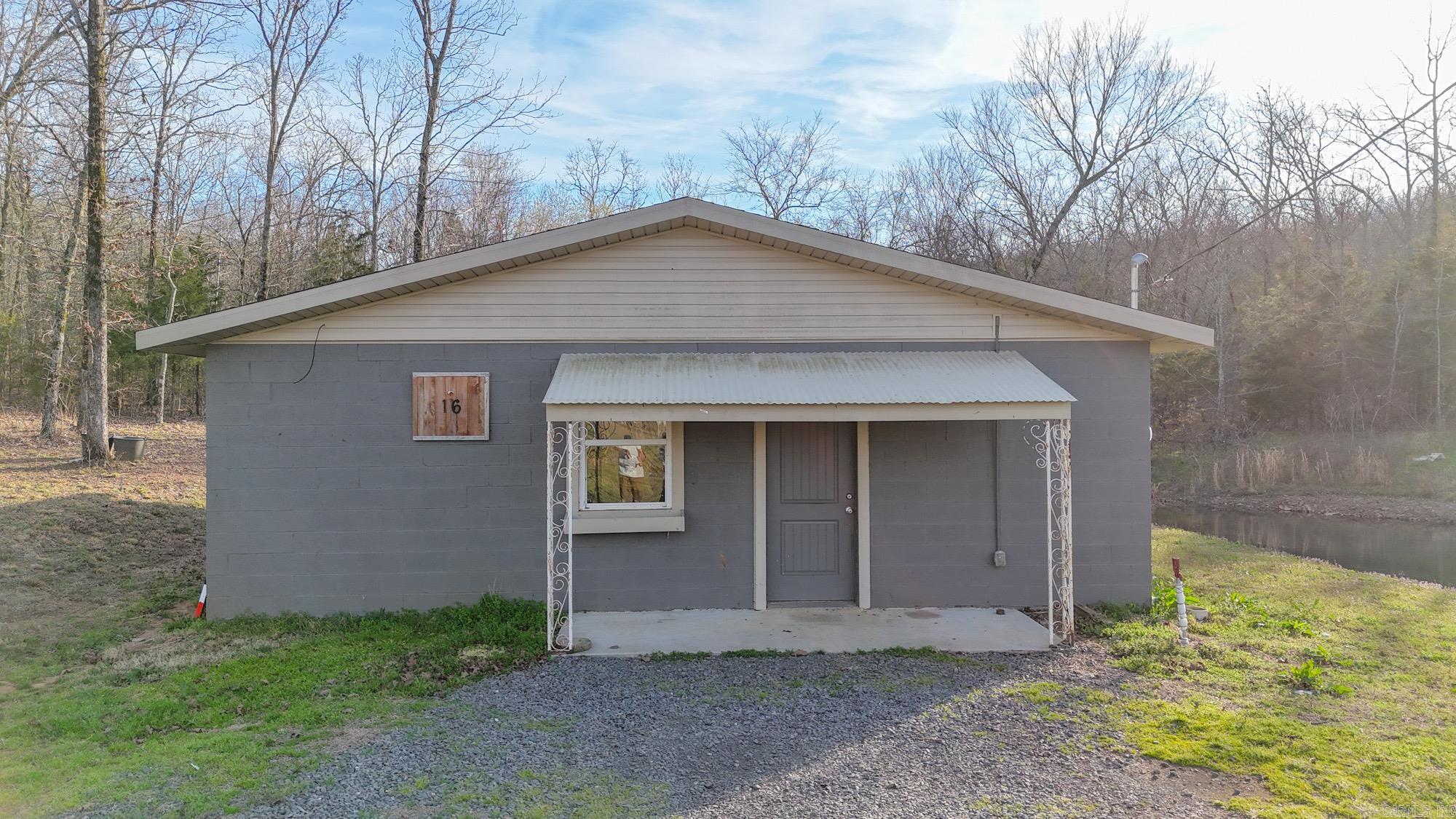 HAPPY VALLEY - Residential