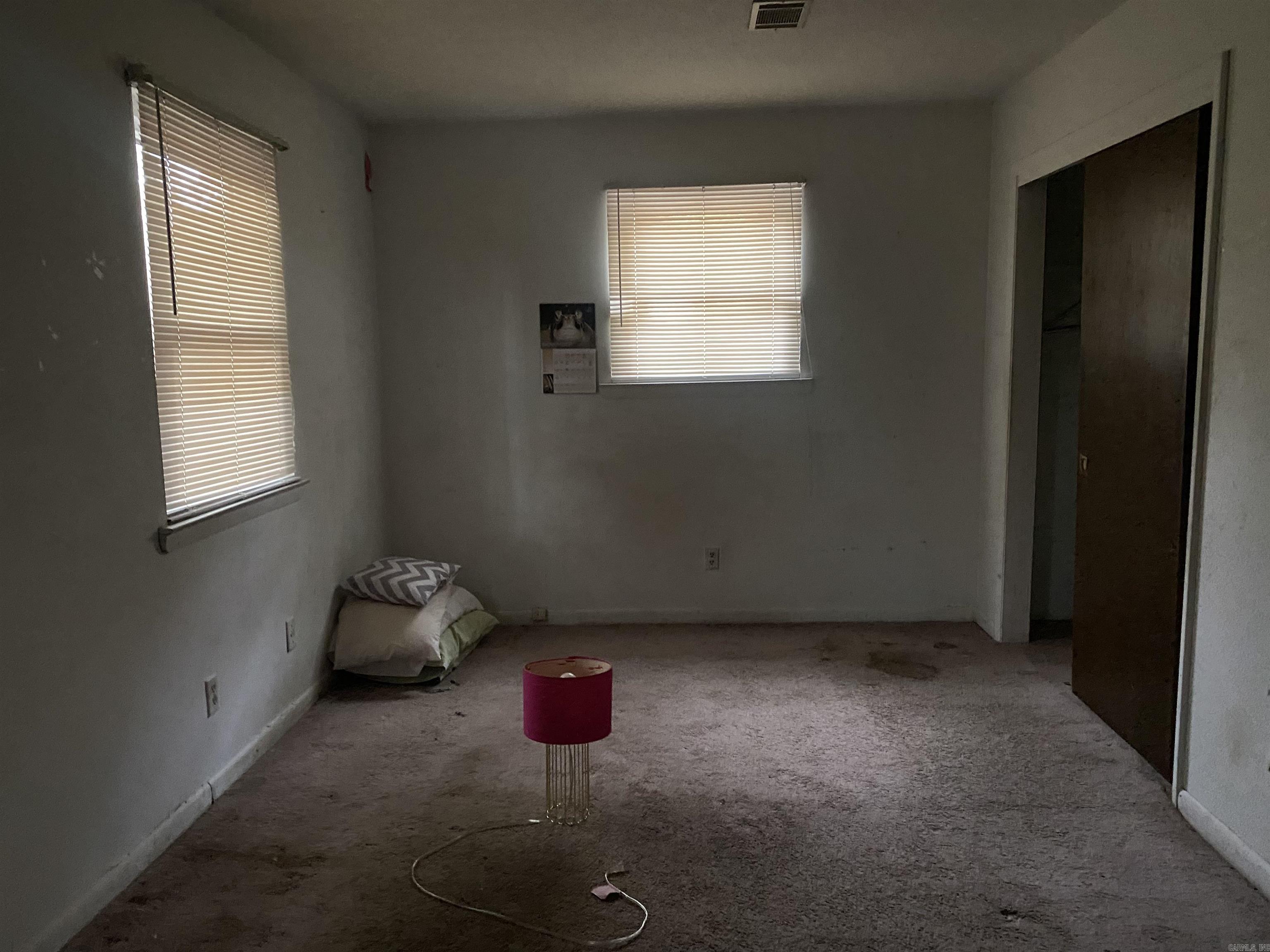 BARROW JOHN - Residential