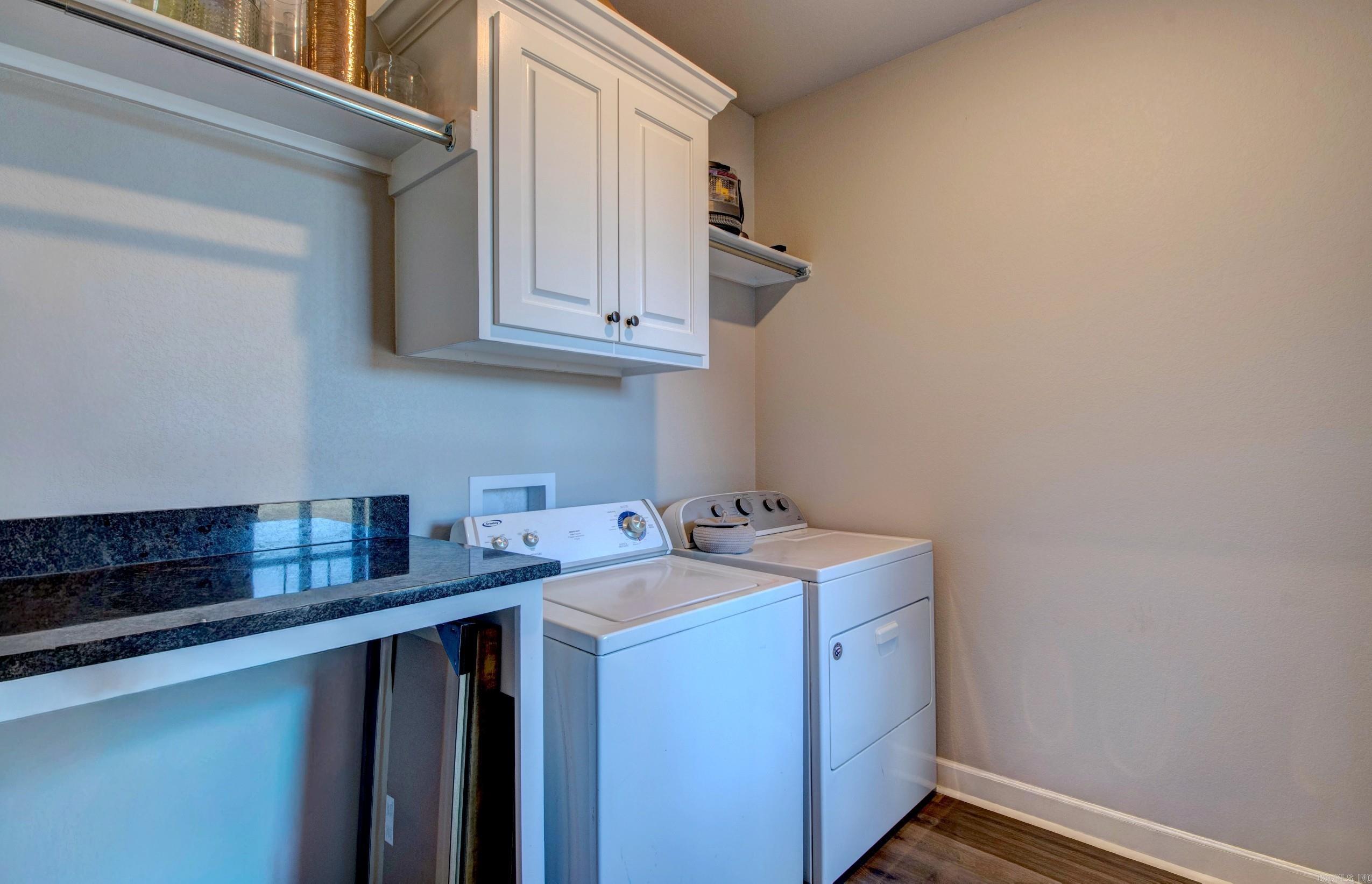 THE RIVER PLANTATION PH-VII, FIN - Residential