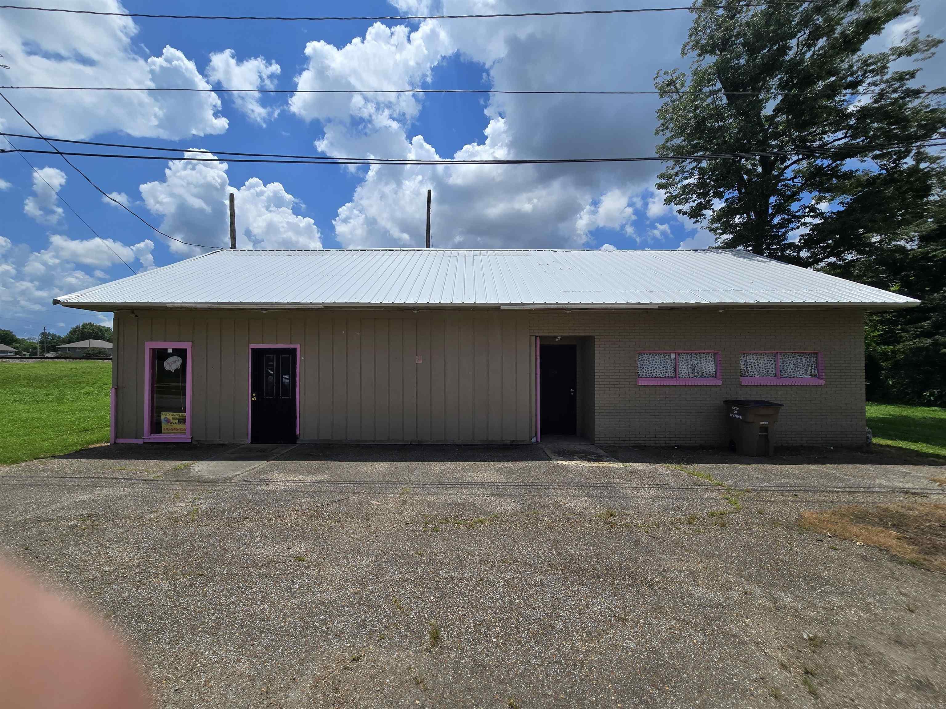 This property has most recently been a hair salon, but in the past has also been a dog grooming business, an office, and has also been divided and used as a duplex. There are many possibilities for this property. Come take a look today!