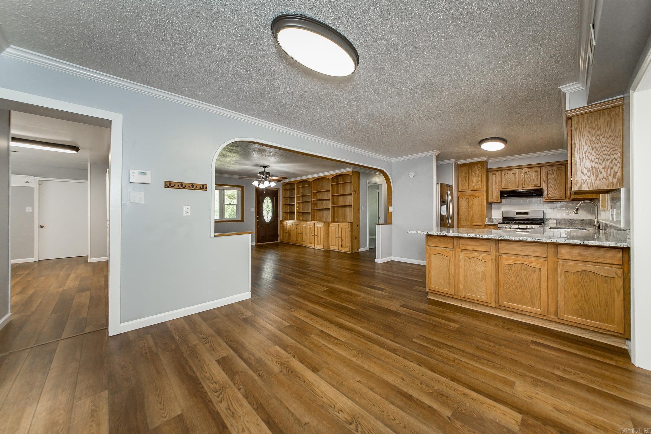 BROWNSVILLE - Residential
