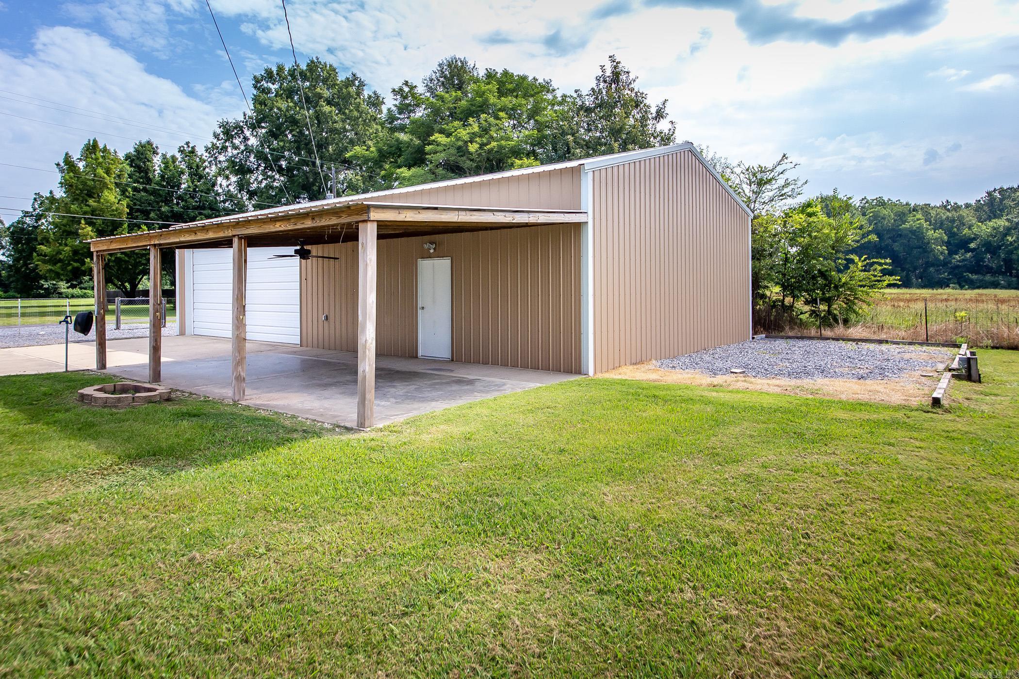 BROWNSVILLE - Residential