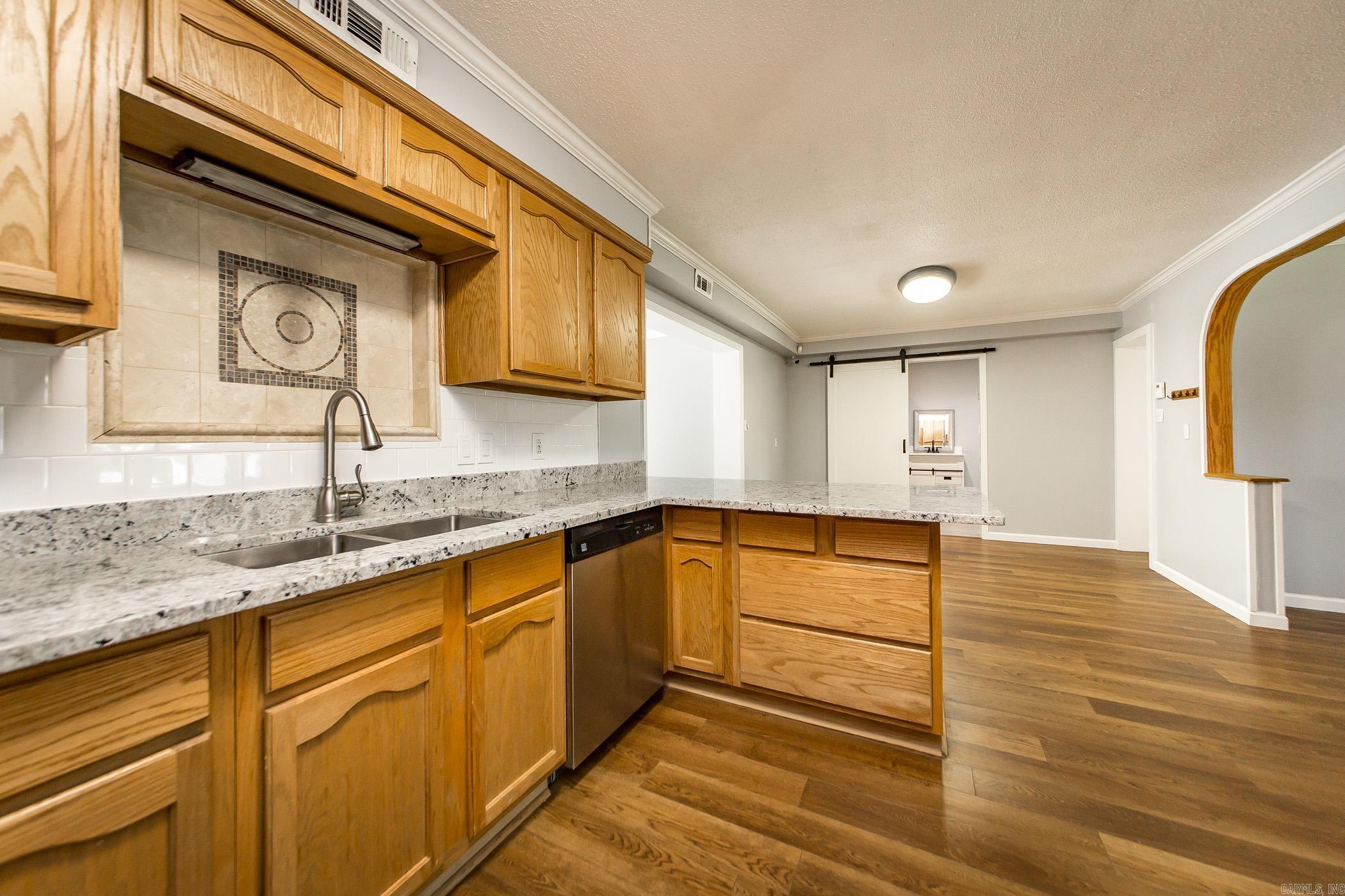 BROWNSVILLE - Residential