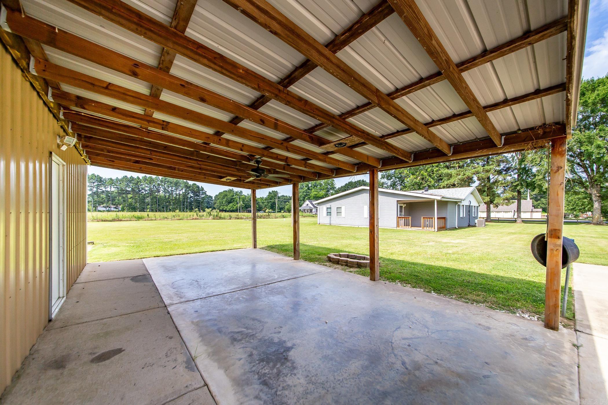 BROWNSVILLE - Residential