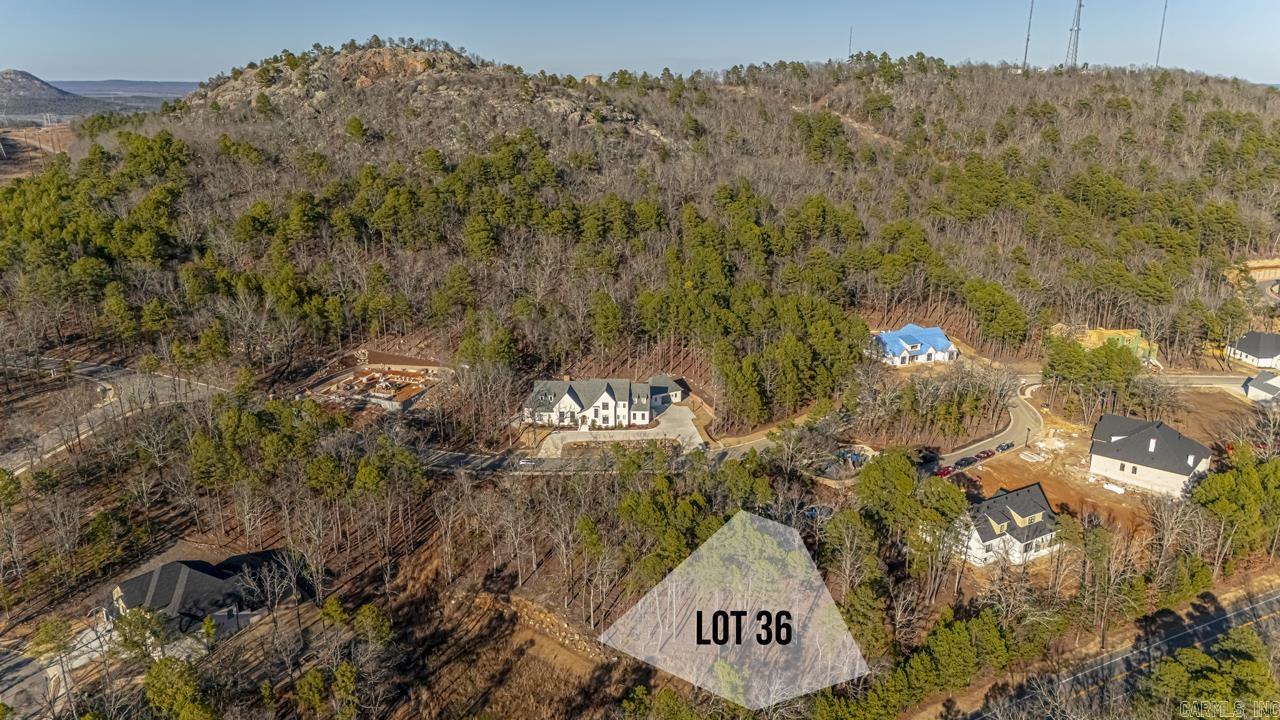 BEAR DEN ESTATES - Land