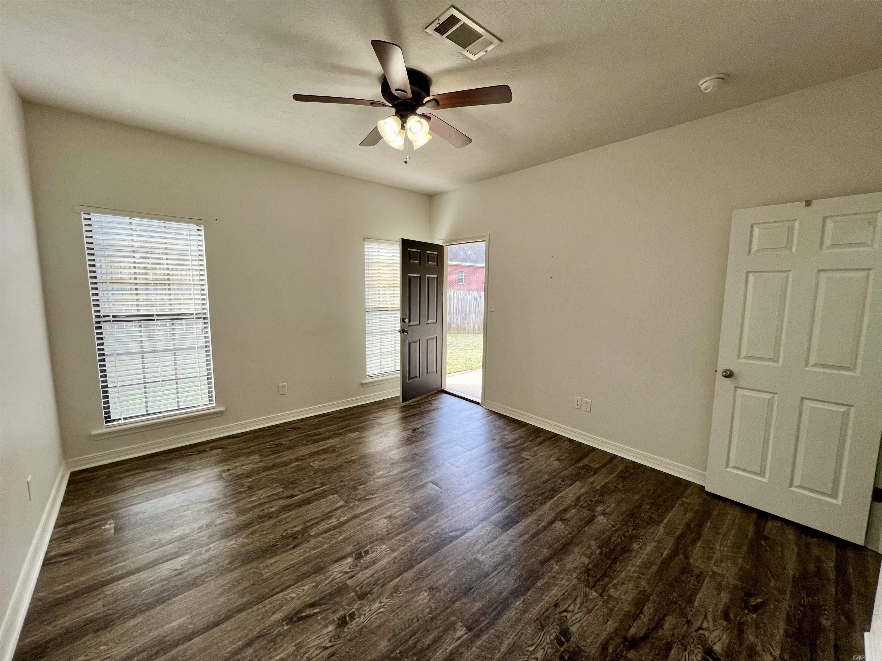 BELVEDERE COURT - Residential