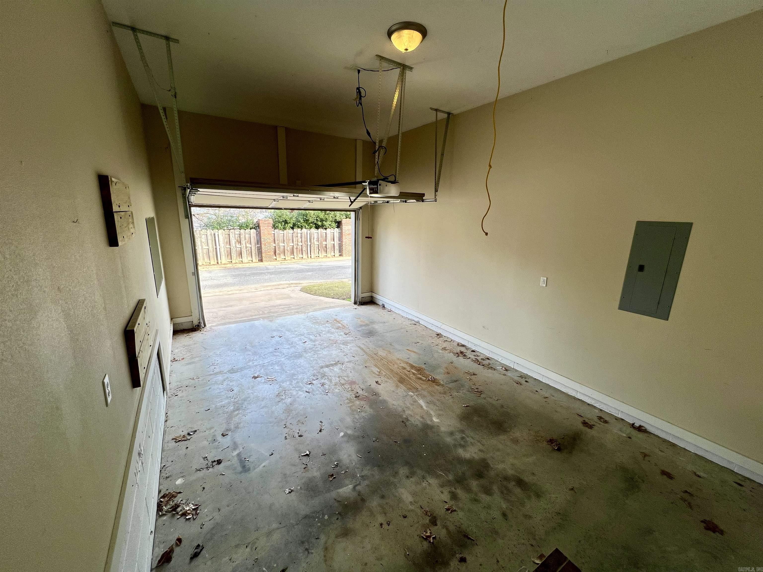 BELVEDERE COURT - Residential