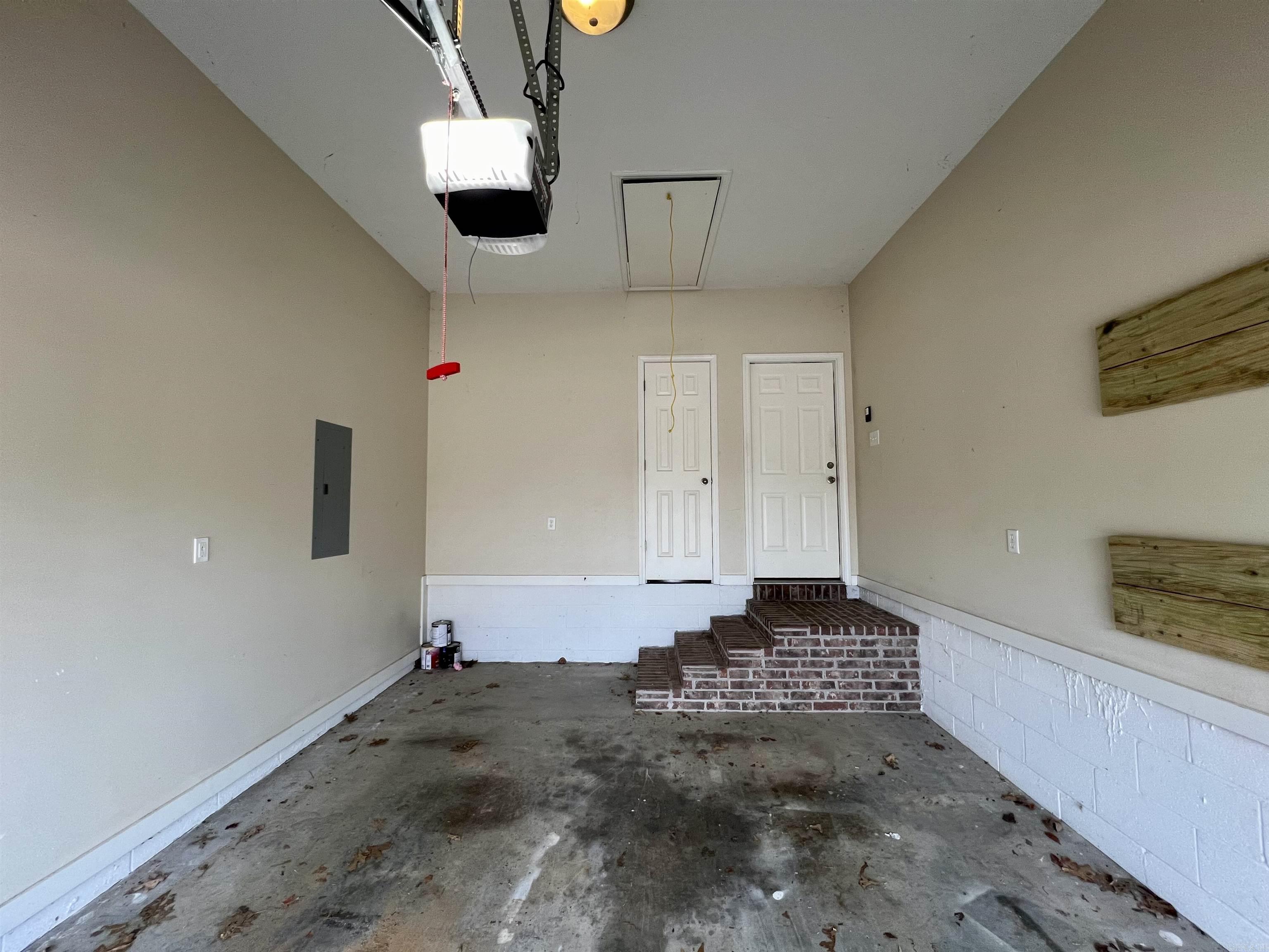 BELVEDERE COURT - Residential