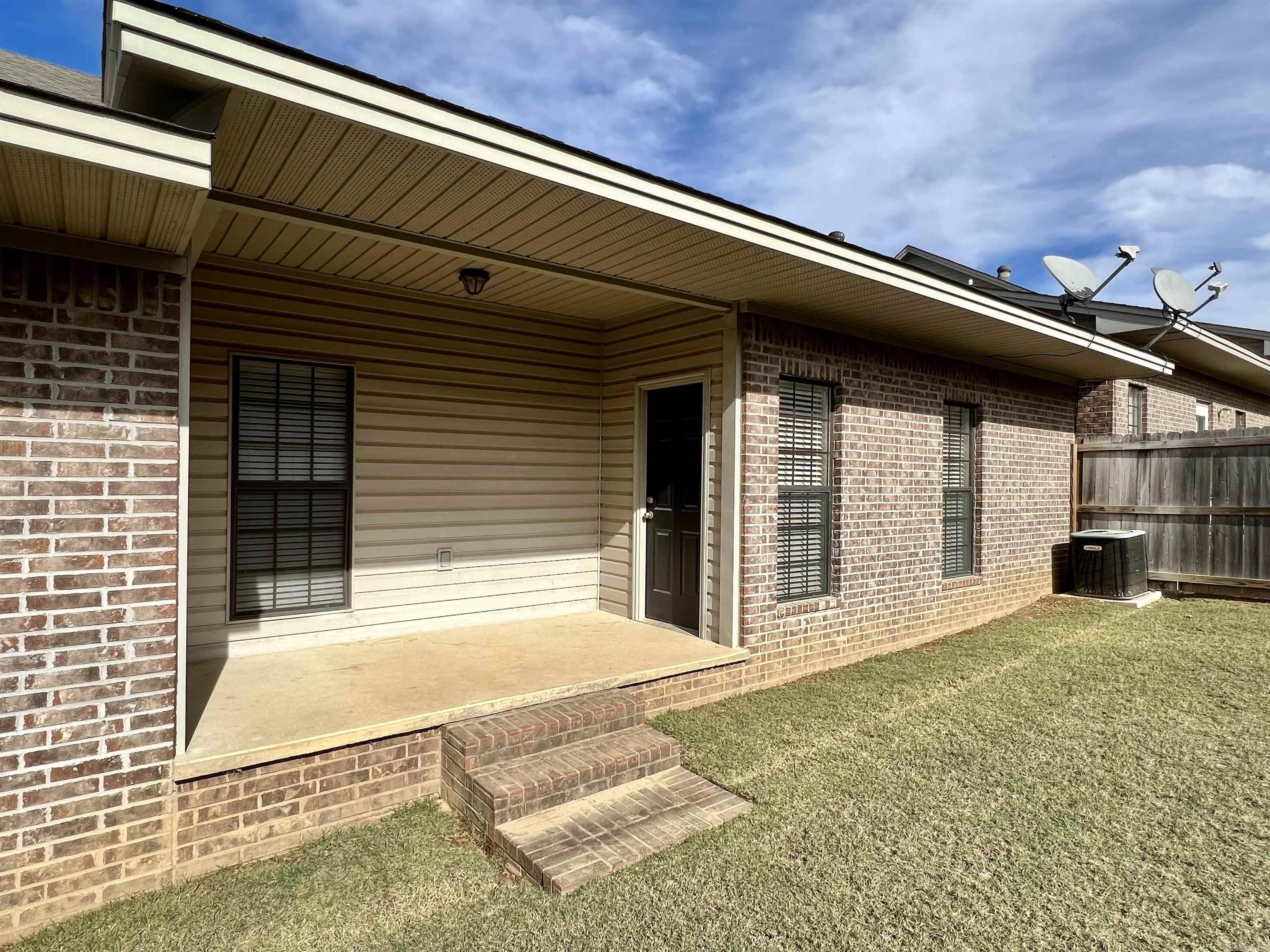 BELVEDERE COURT - Residential