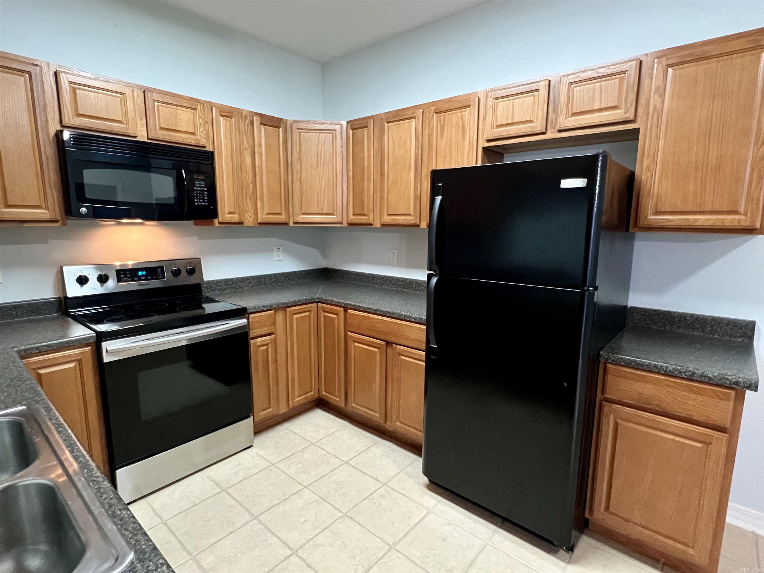 BELVEDERE COURT - Residential