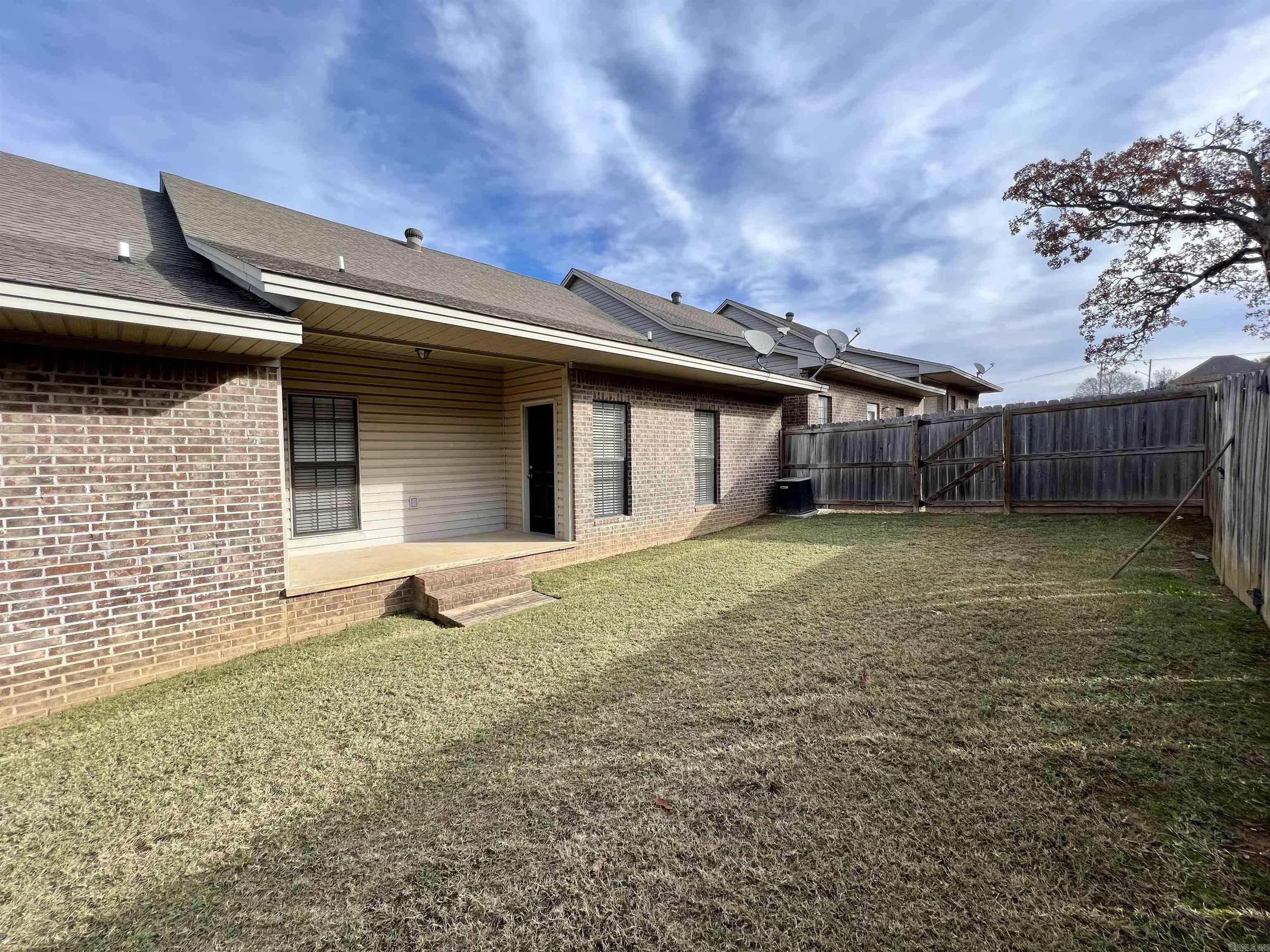 BELVEDERE COURT - Residential