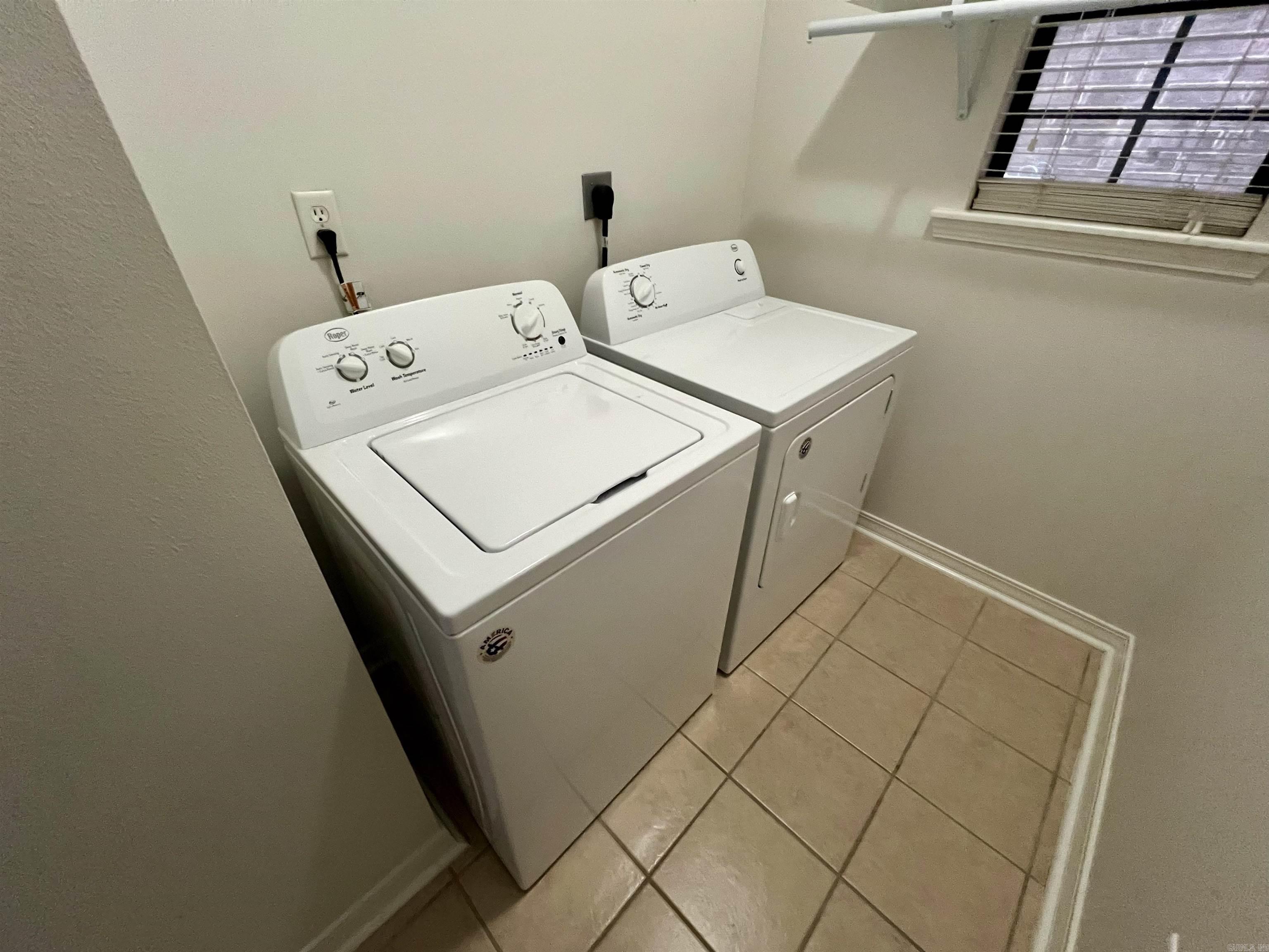 BELVEDERE COURT - Residential