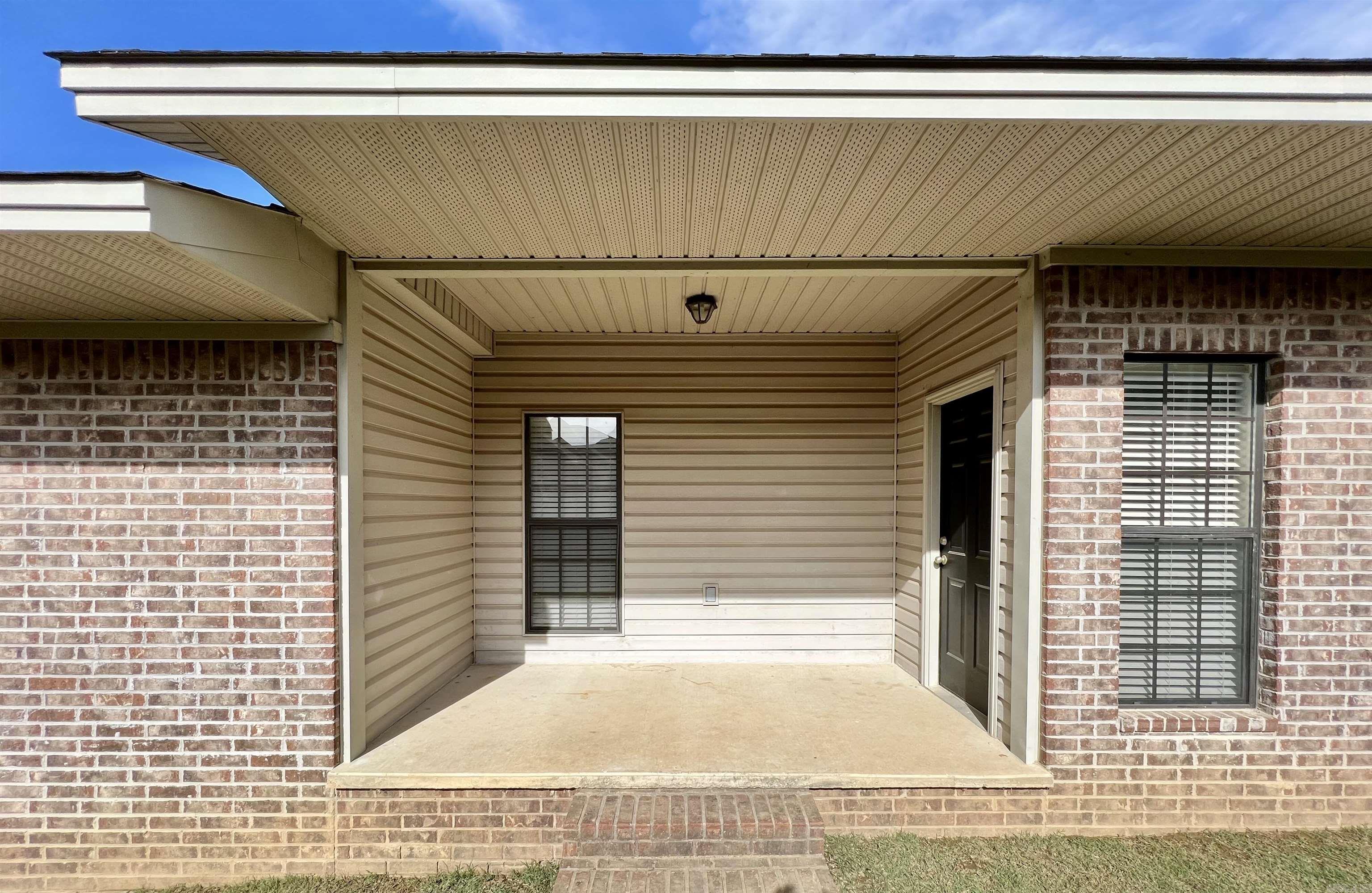 BELVEDERE COURT - Residential