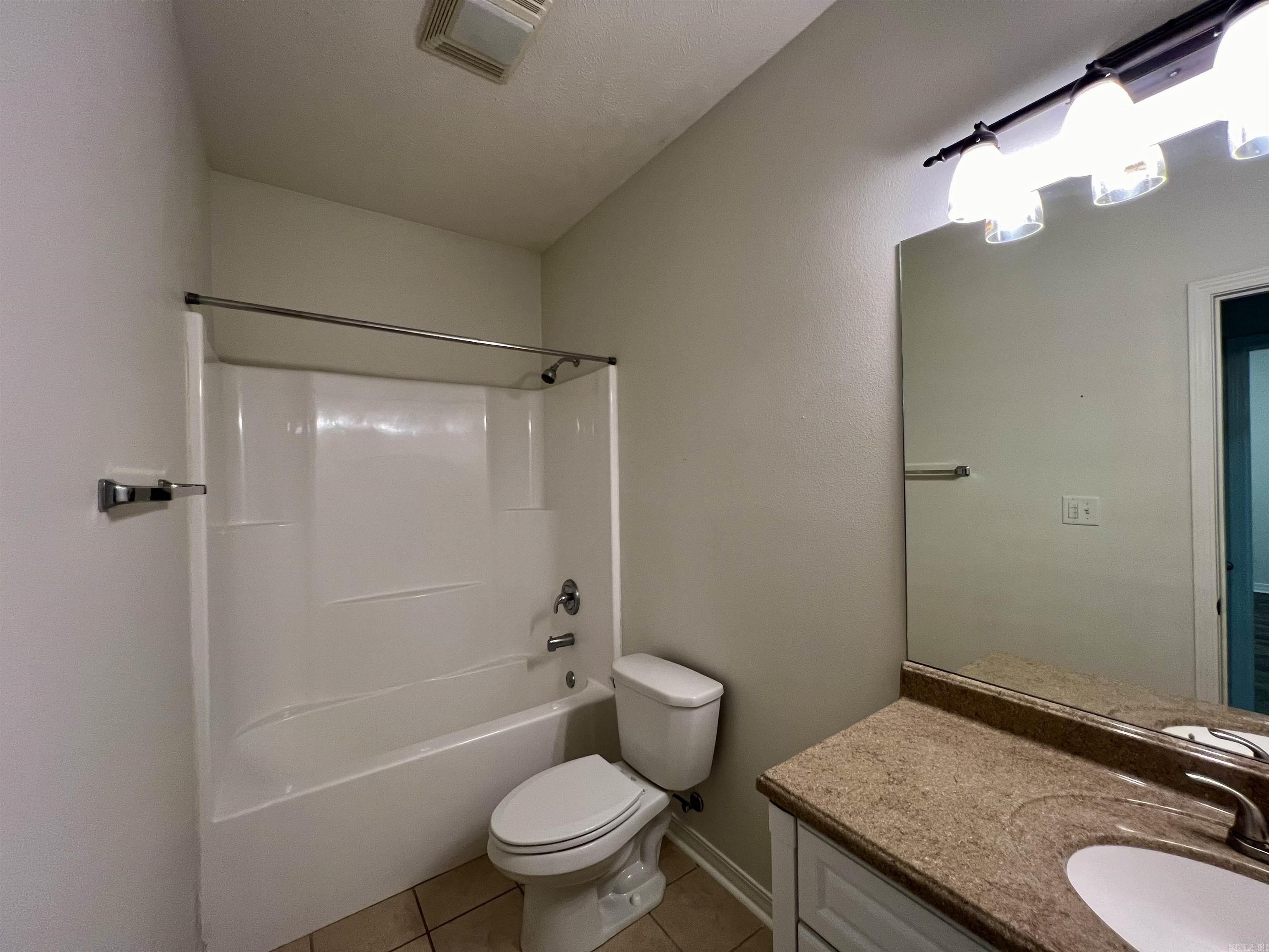 BELVEDERE COURT - Residential