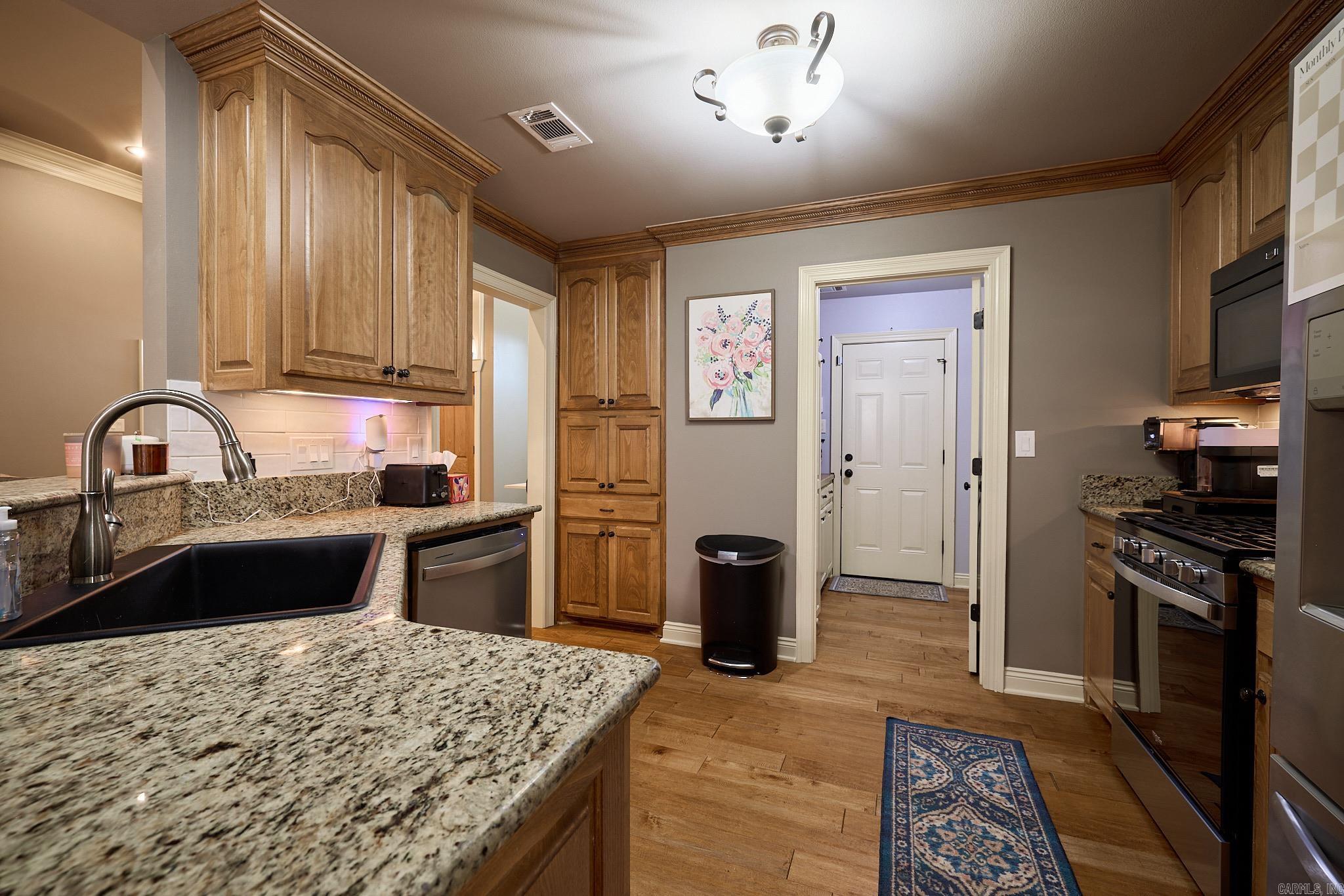 COLDWATER CREEK - Residential